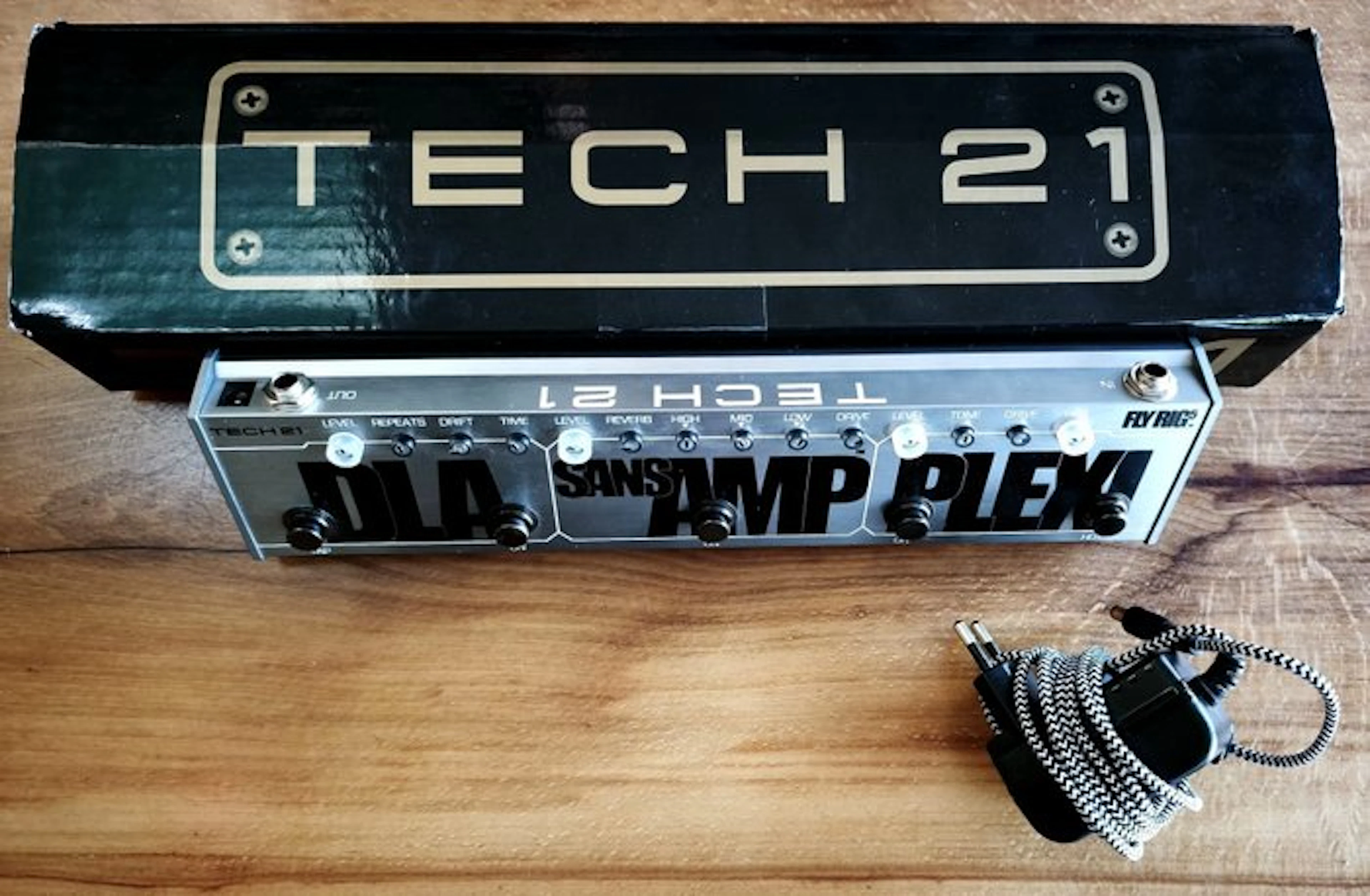 Tech 21 - Effect pedal - United States - 2000