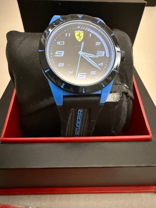 Clock - Ferrari