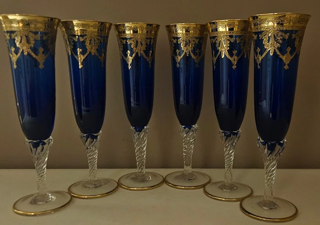 ISMIE showroom - Drinking service (6) - luxury blue flute in gold - Crystal