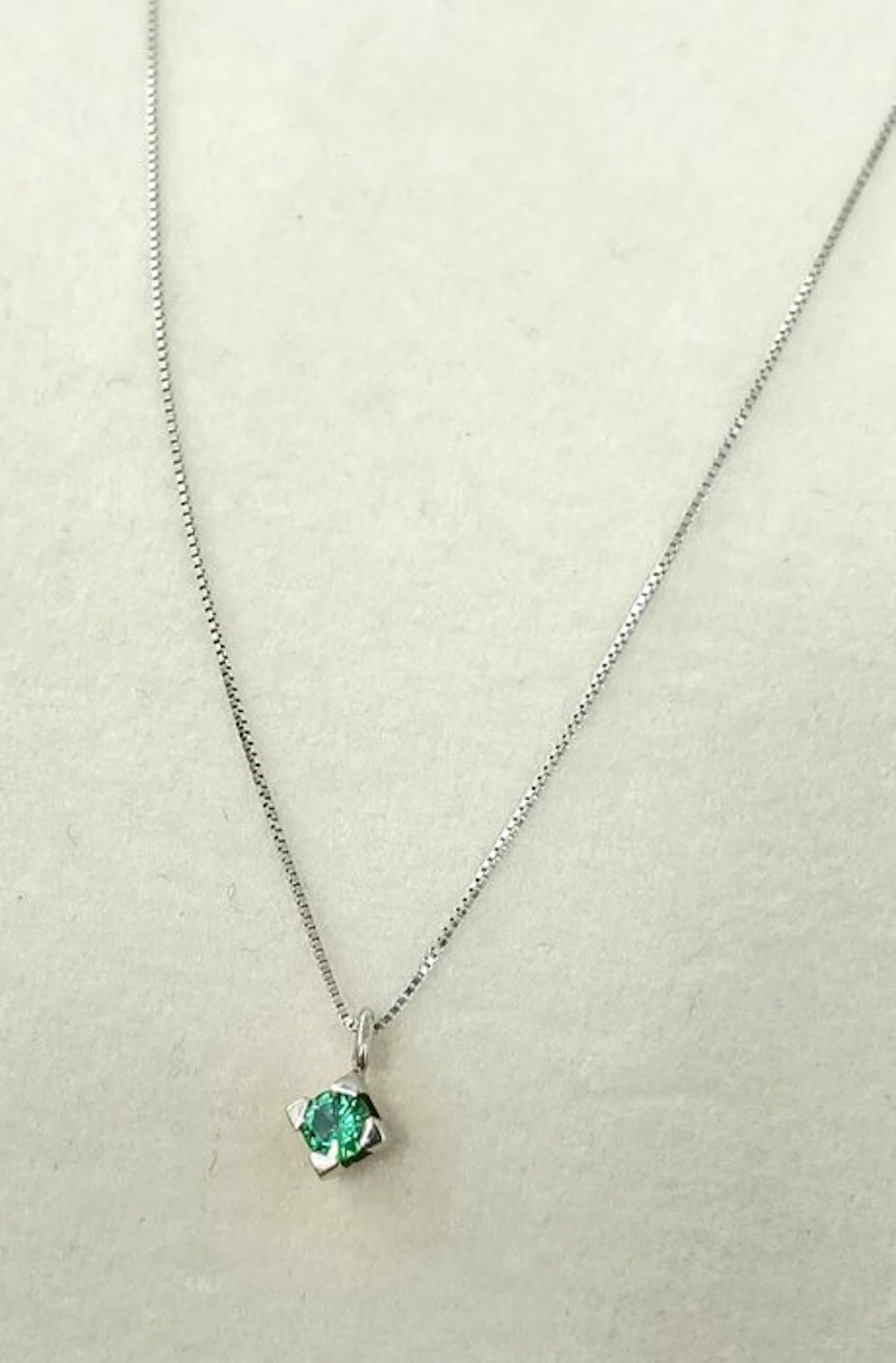 No reserve price - Necklace - 18 kt. White gold Emerald - Emerald