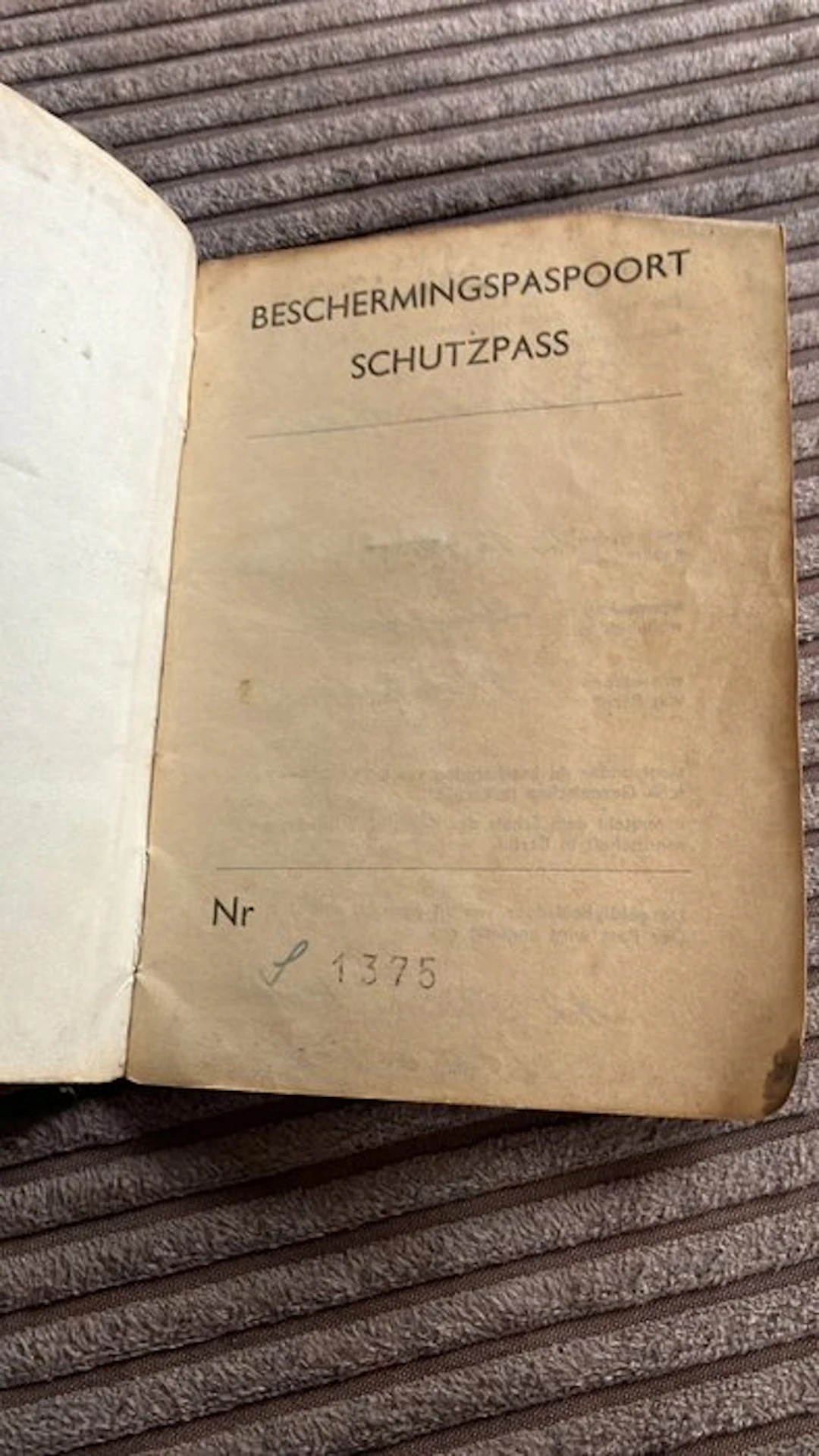 Document - Zweedse ambassade - Beschermingspaspoort / schutzpass - 1944
