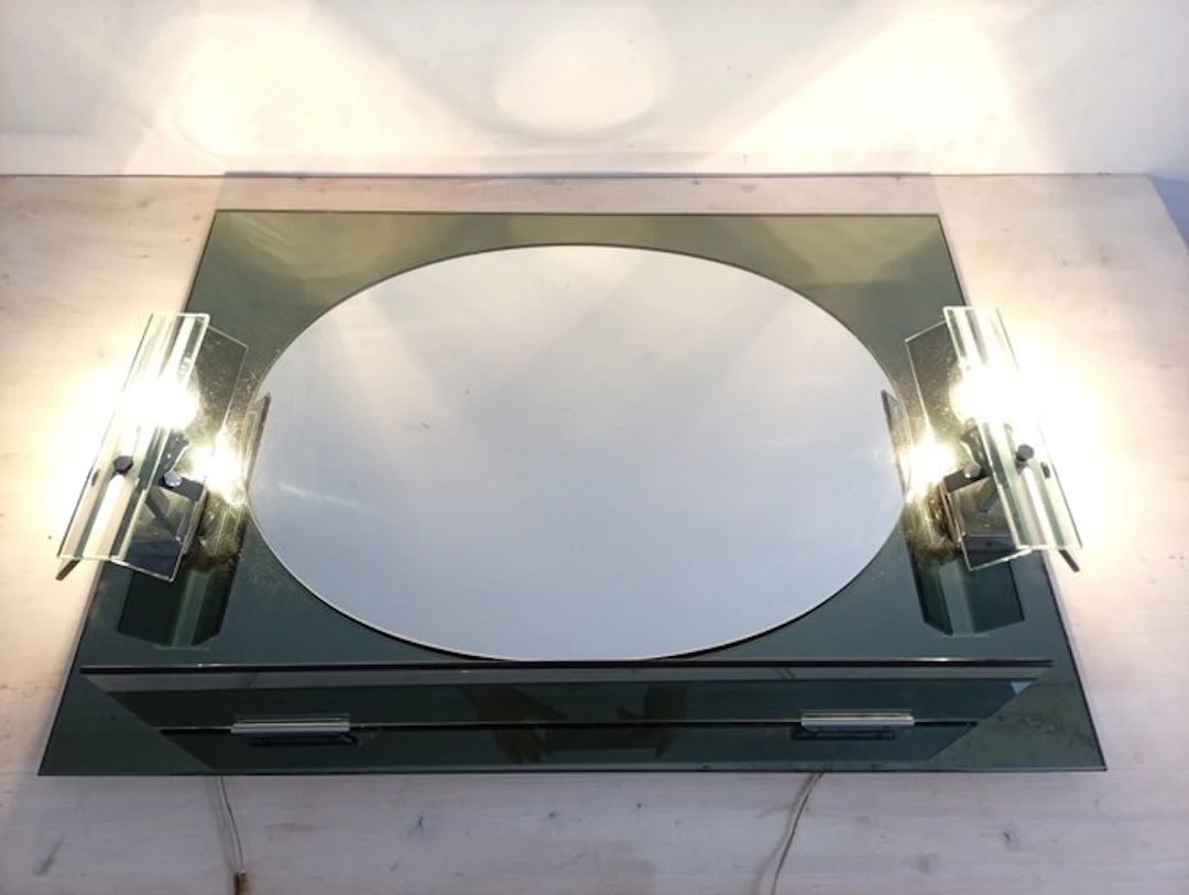 Wall mirror - Glass, Steel - 76x56 cm with E14 wall lamp