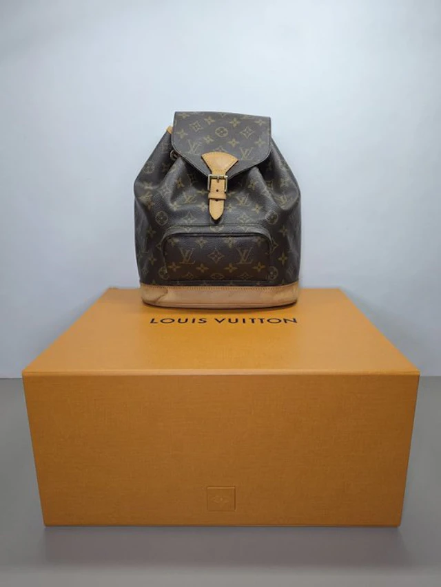 Louis Vuitton - Montsouris MM - Backpack