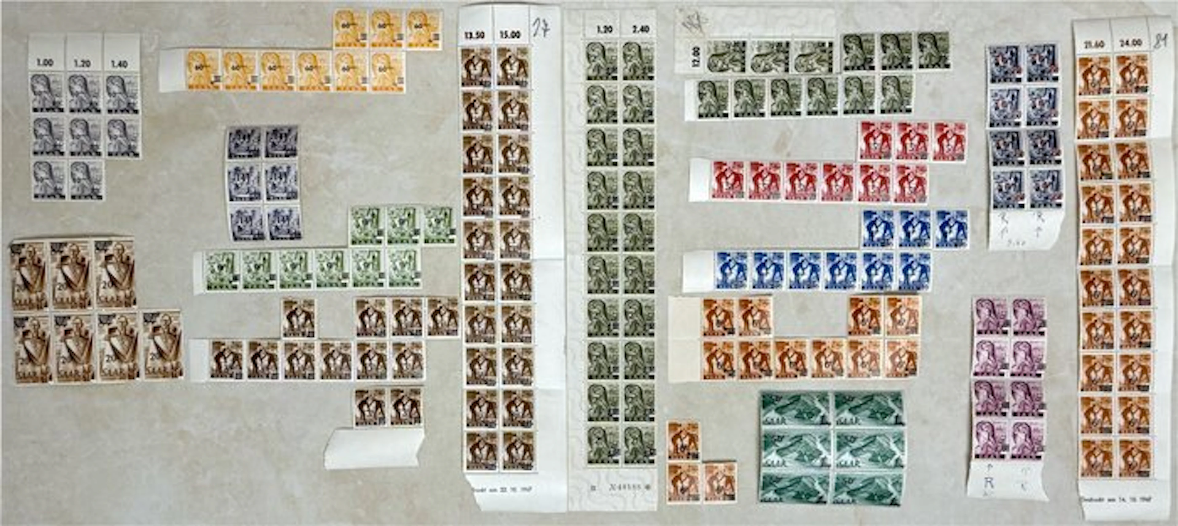 Sarre 1947 - urcharged Issue Specialized Lot : At Least 6...