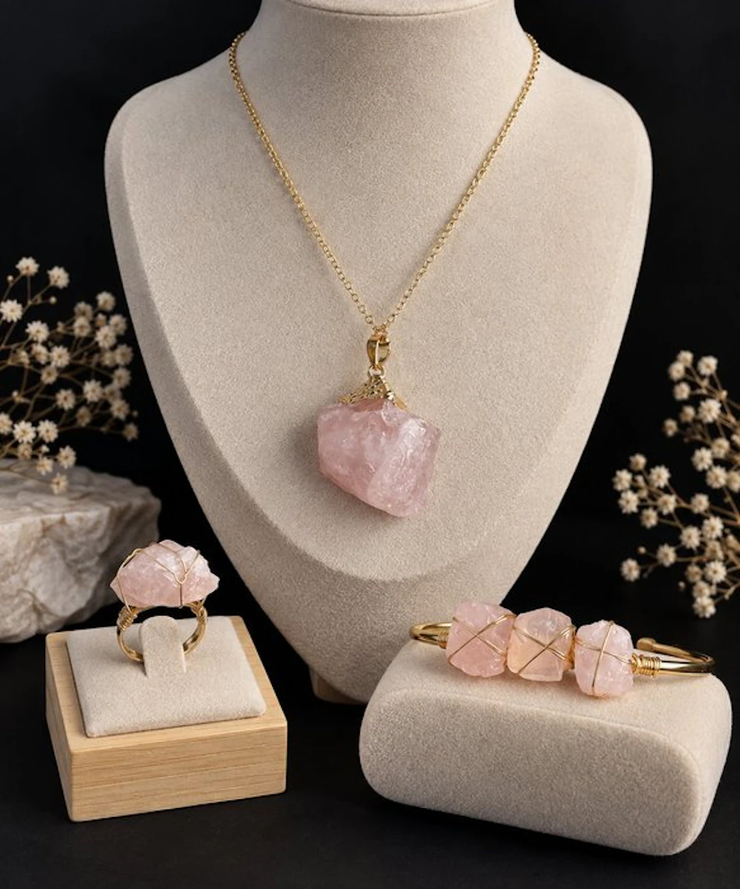 Beautiful set of necklace