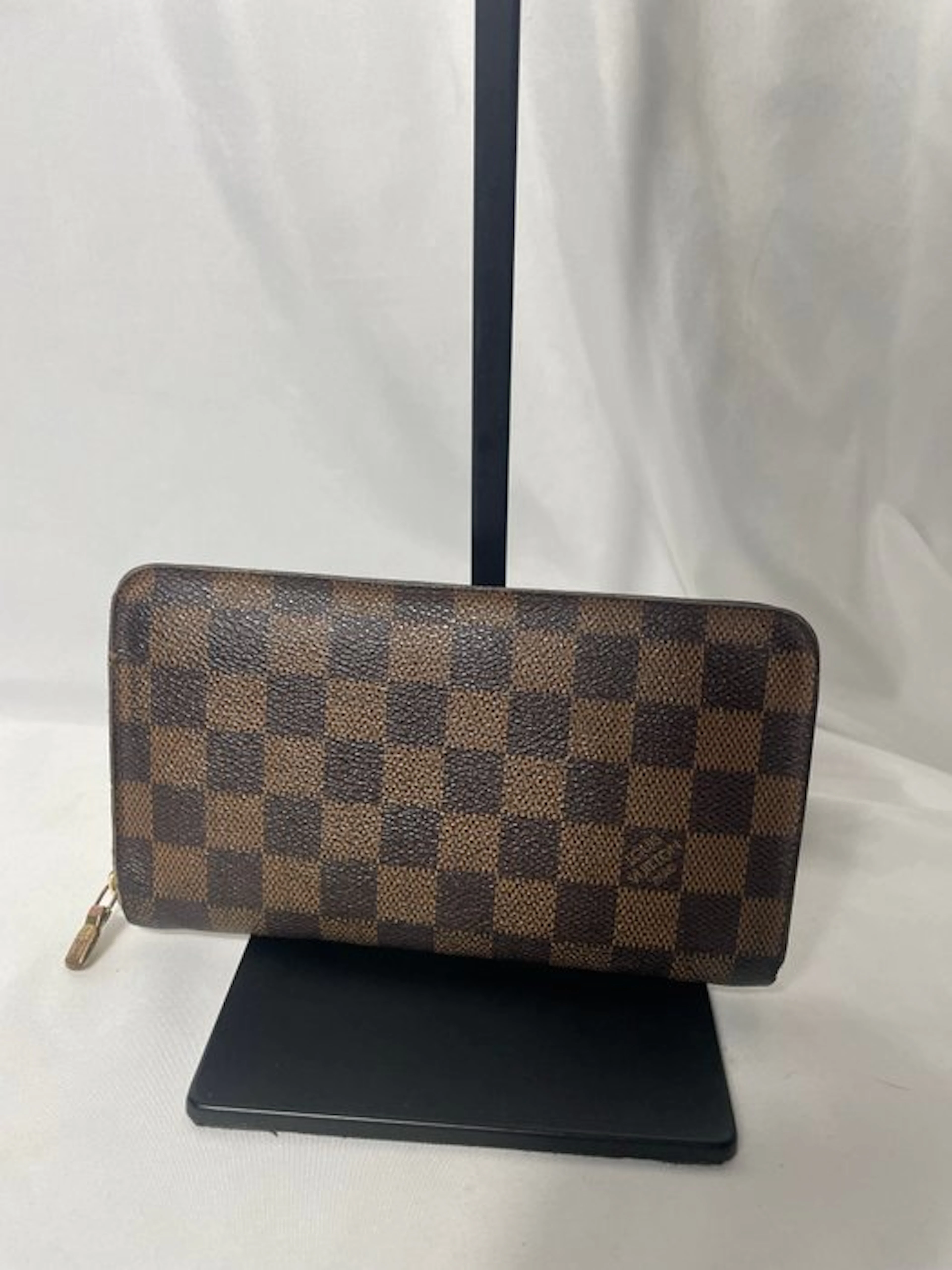 Louis Vuitton - Wallet