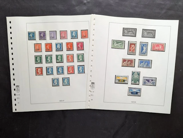 France 1923/1927 - Well-maintained set in 4 complete...