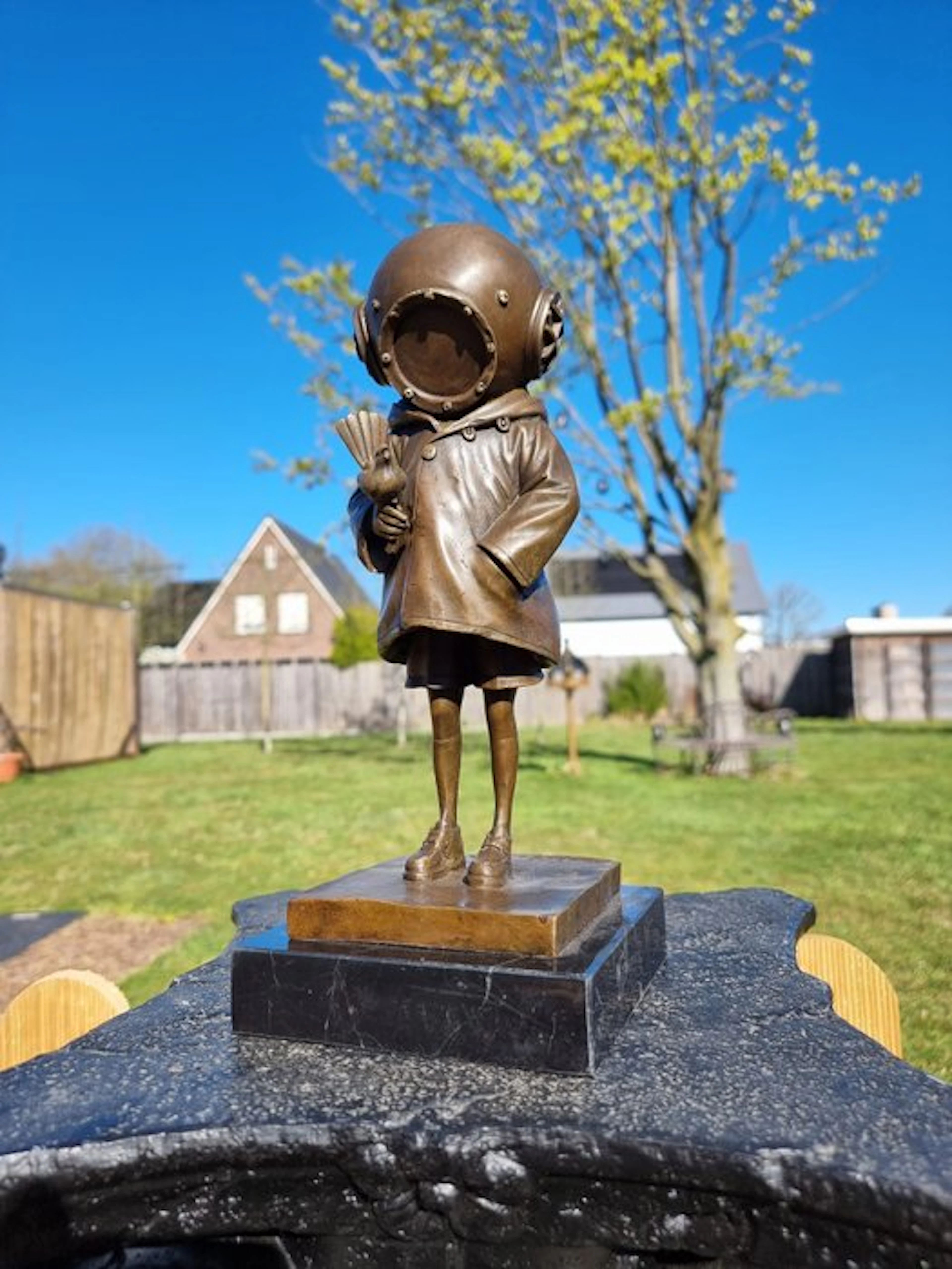 Diving Helmet Girl - After Banksy - Statue
