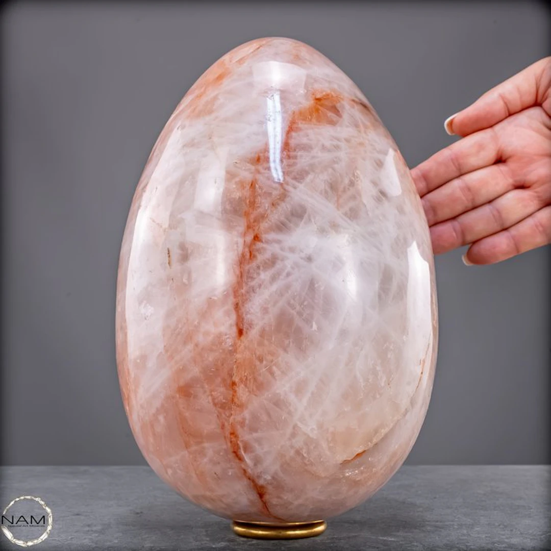 Brazilian fire quartz egg – Fiery energy in consummate elegance.- 6405.26 g