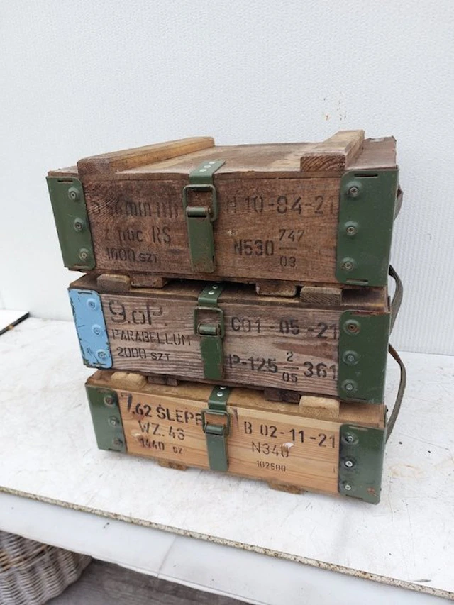 Casket (3) - Wood - Heavy crates with a sturdy finish and metal corner pieces