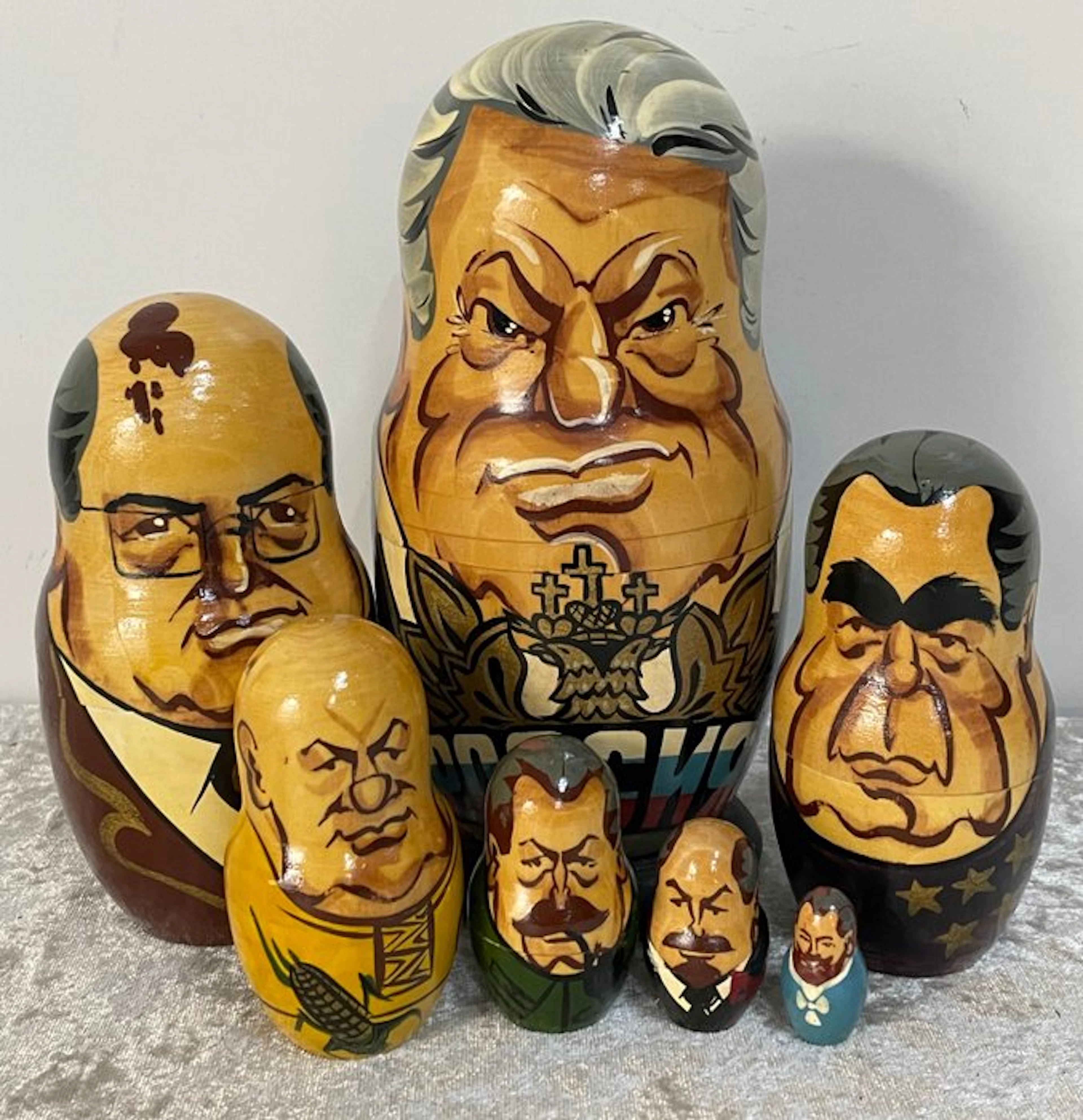 7-Delige Matroesjka - Doll Handgeschilderd Presidenten - 1990-2000 - Russia
