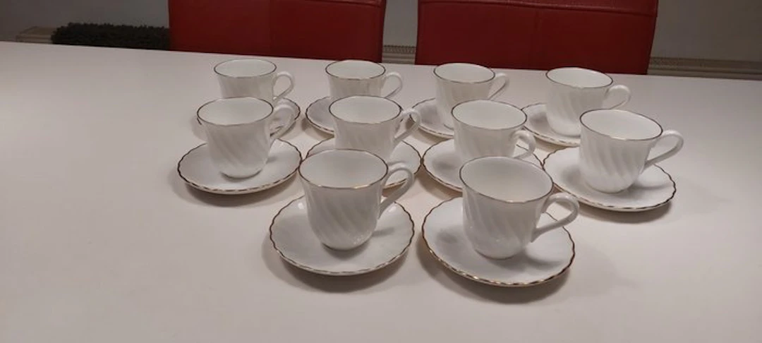 Wedgwood - Table service (10) - Gold Chelsea - Bone china - bone china