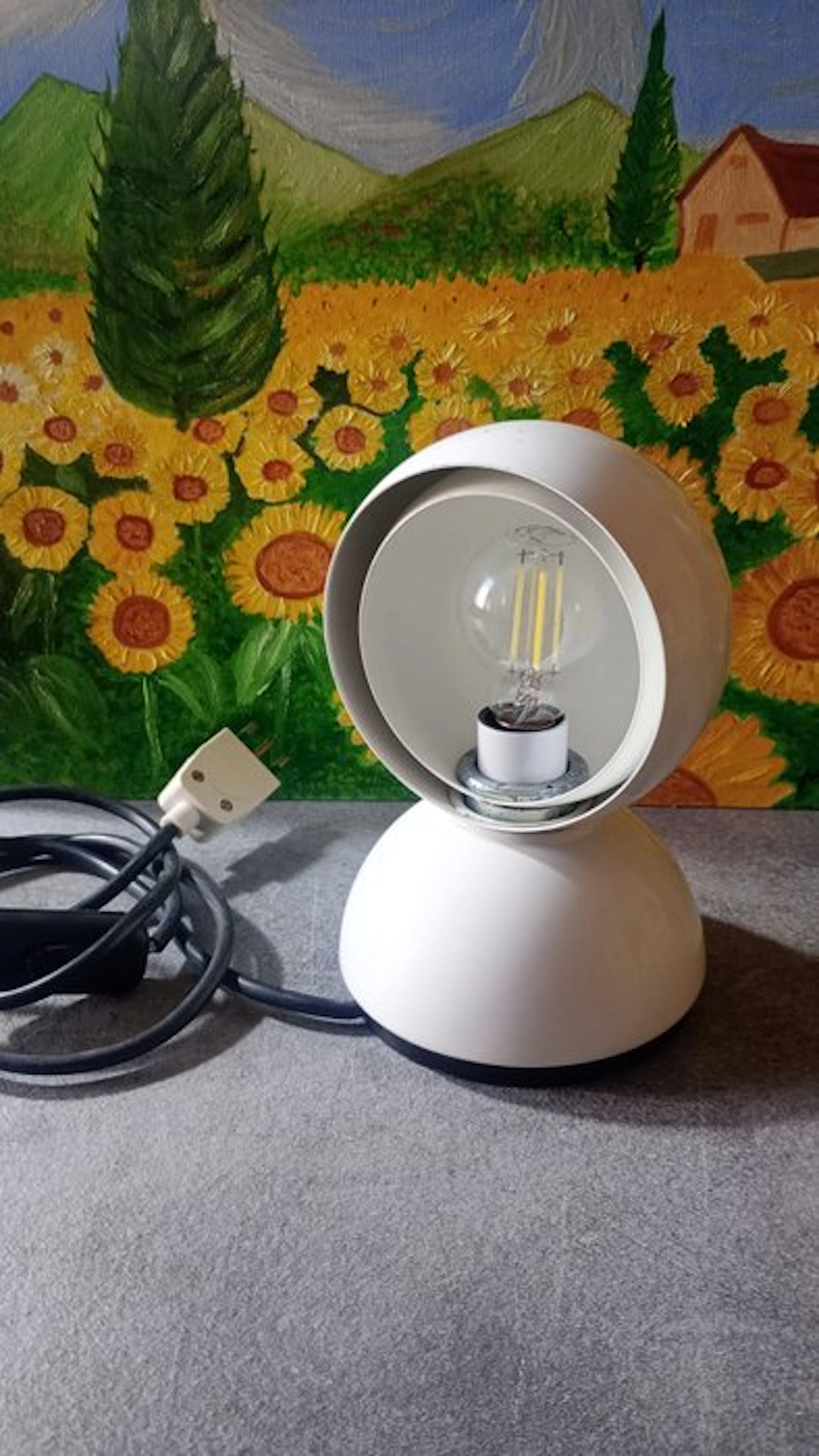 Artemide - Vico Magistretti - Table lamp - Eclipse - White Metal