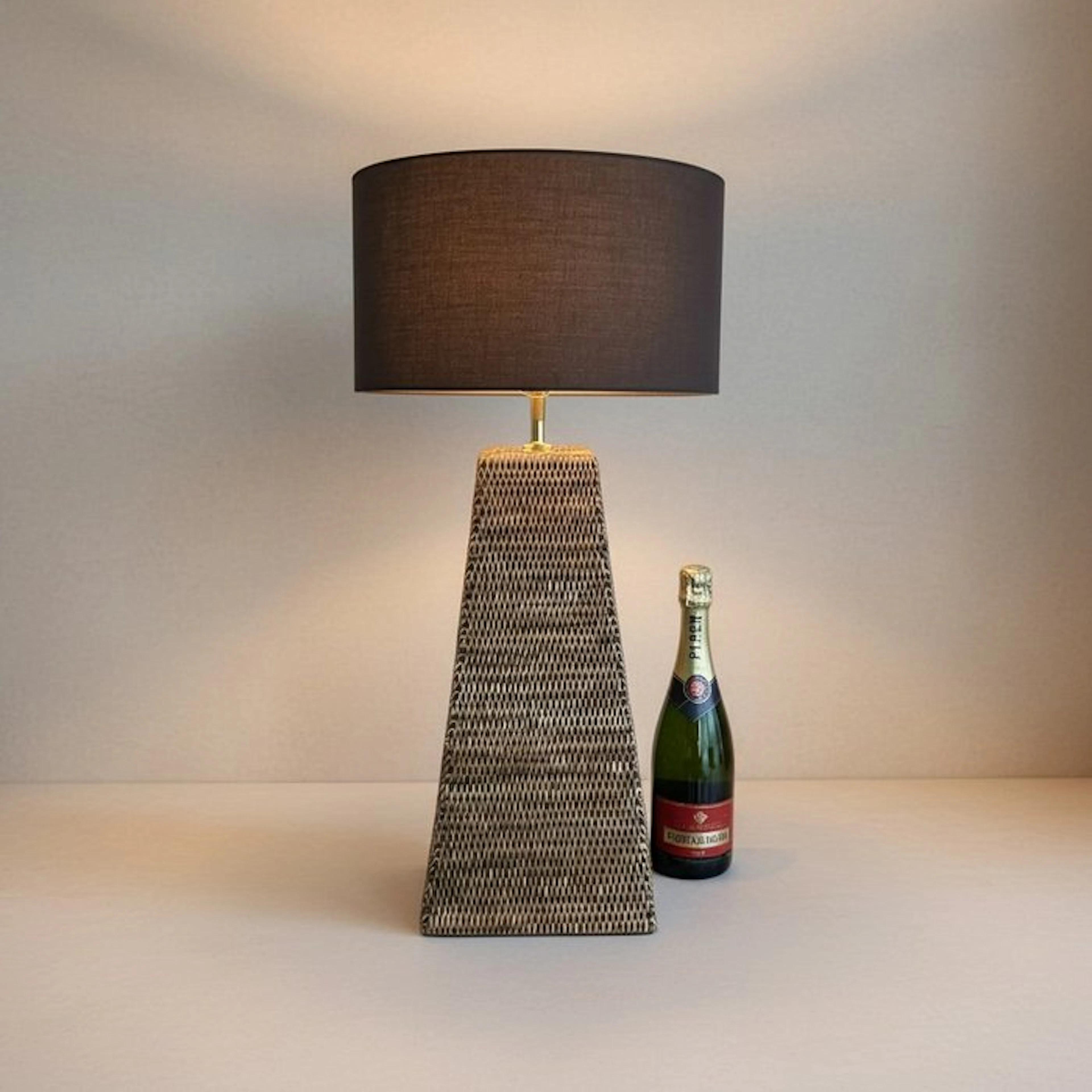 Lamp - Vintage Mid-Century Pyramidal Woven Rattan Table...