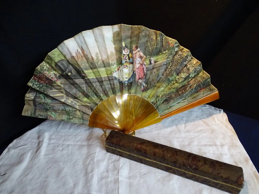 Hand fan - Textile