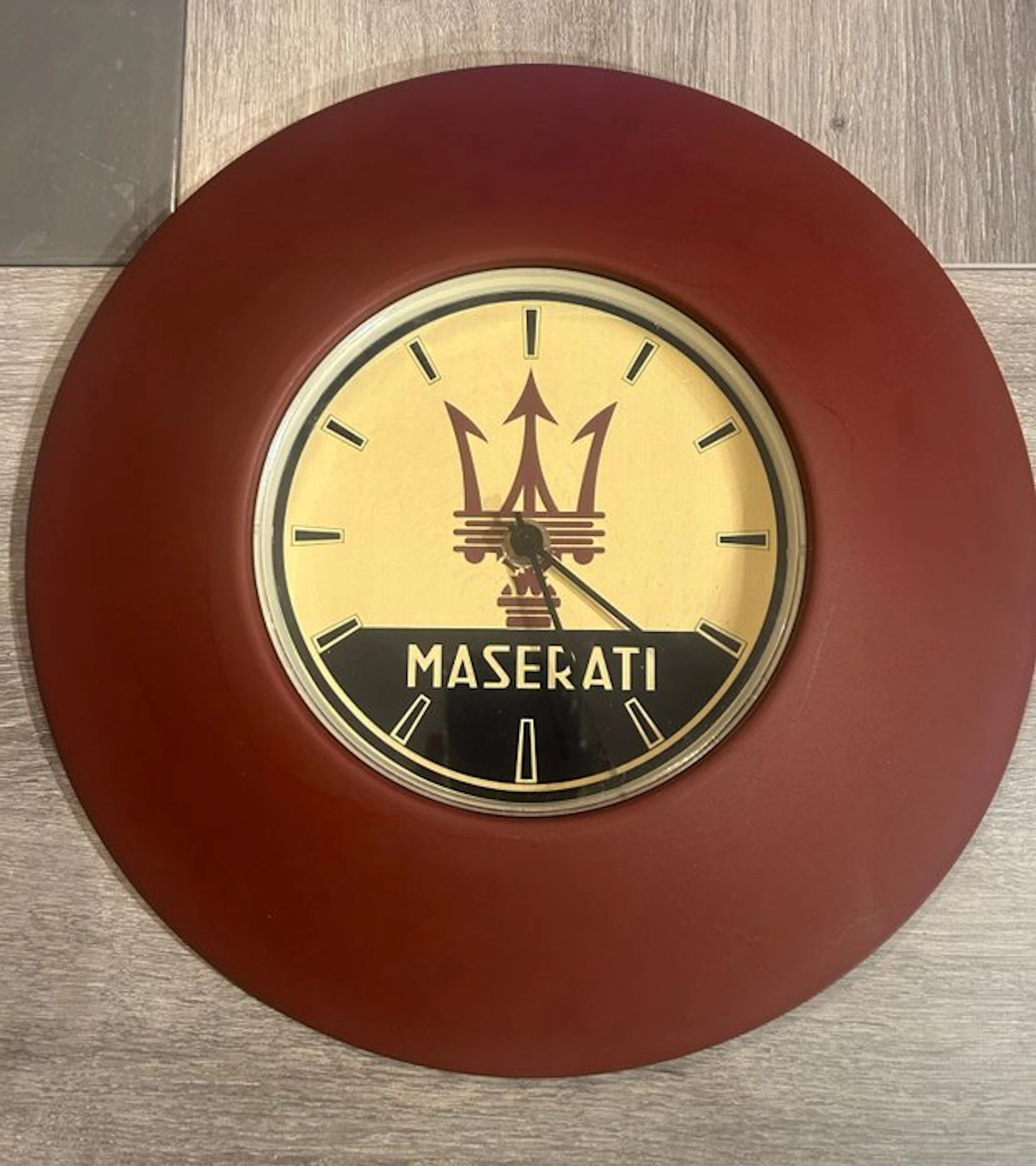 Clock - Maserati - Horloge métal design - 1999