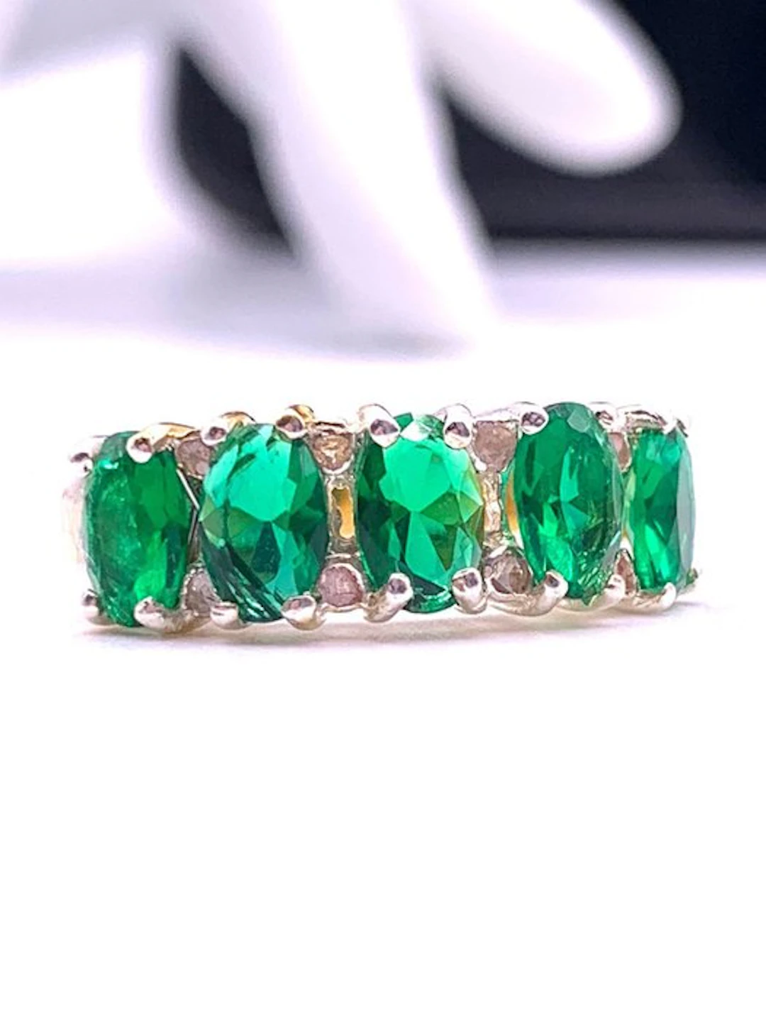 No reserve price - Ring - 9 kt. Yellow gold, Silver Emerald - Diamond