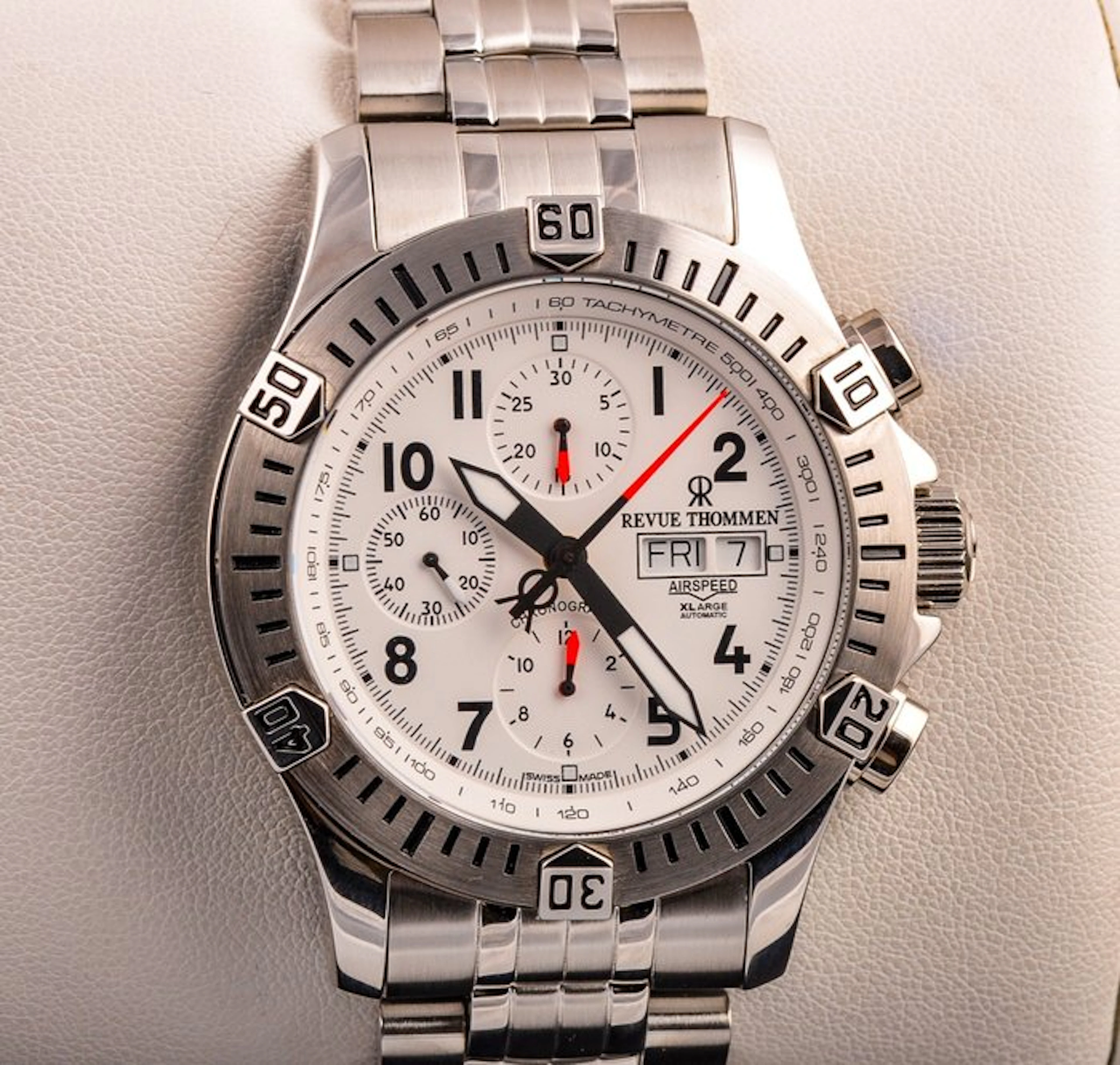 Revue Thommen - Airspeed X Large Chronograph - No reserve...