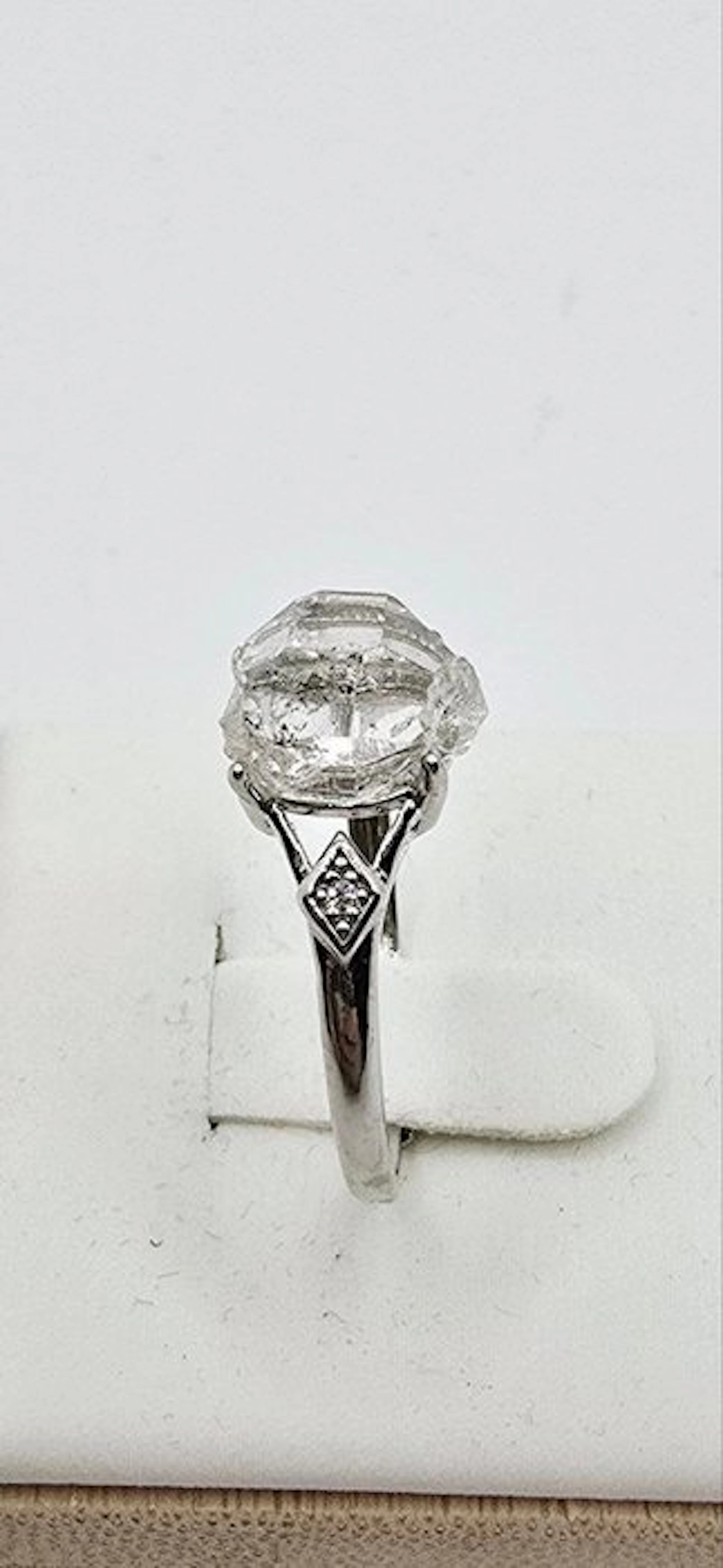 No-Reserve price: beautiful Herkimer Diamond with small inclusions