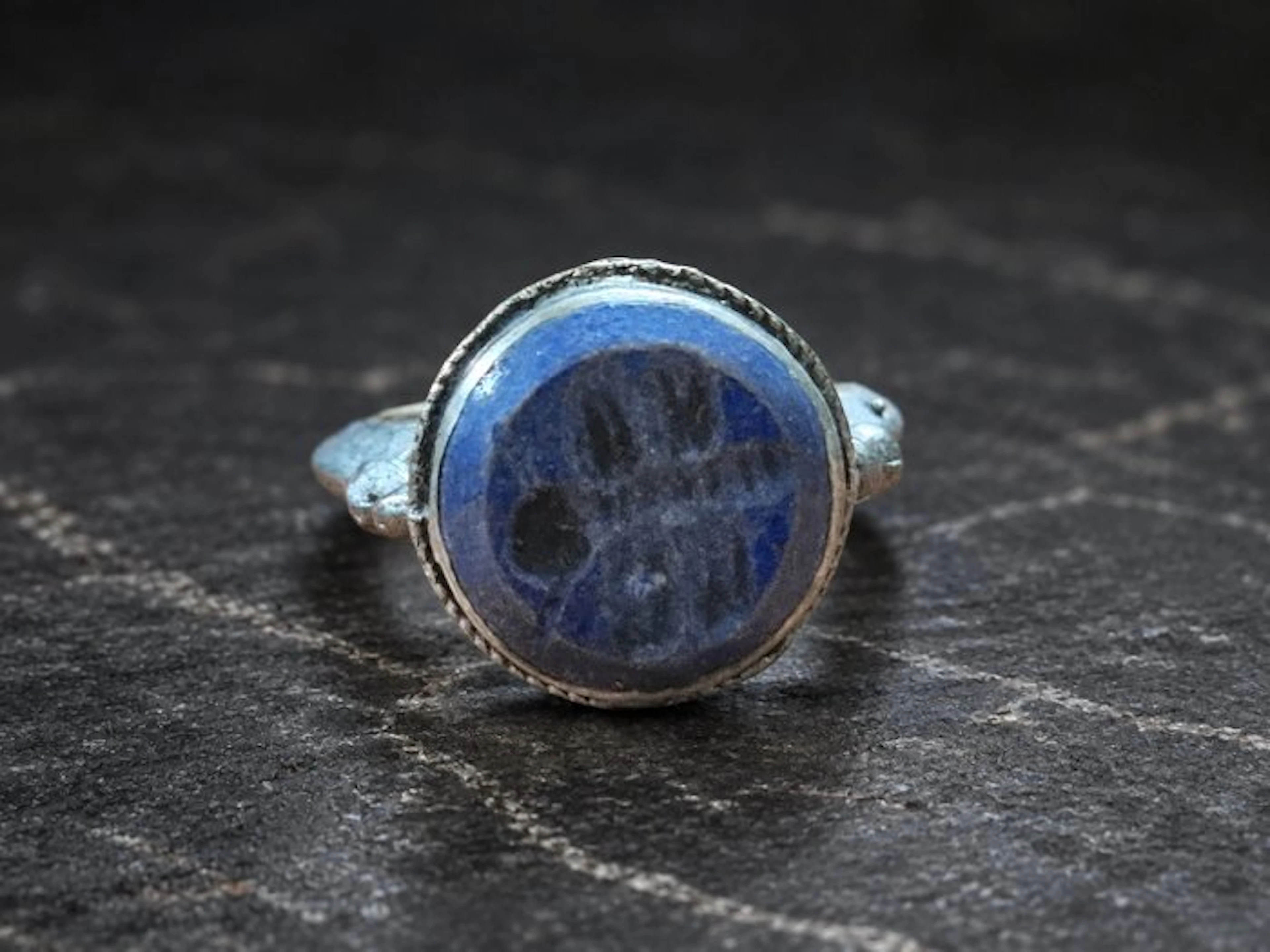 Islamic Silver Ring with Engraved Lapis Lazuli 17th to...
