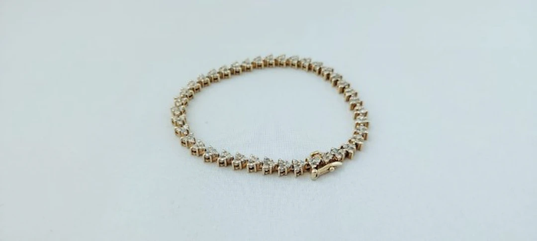 No reserve price - Bracelet - 14 kt. Yellow gold - with 117 small diamonds