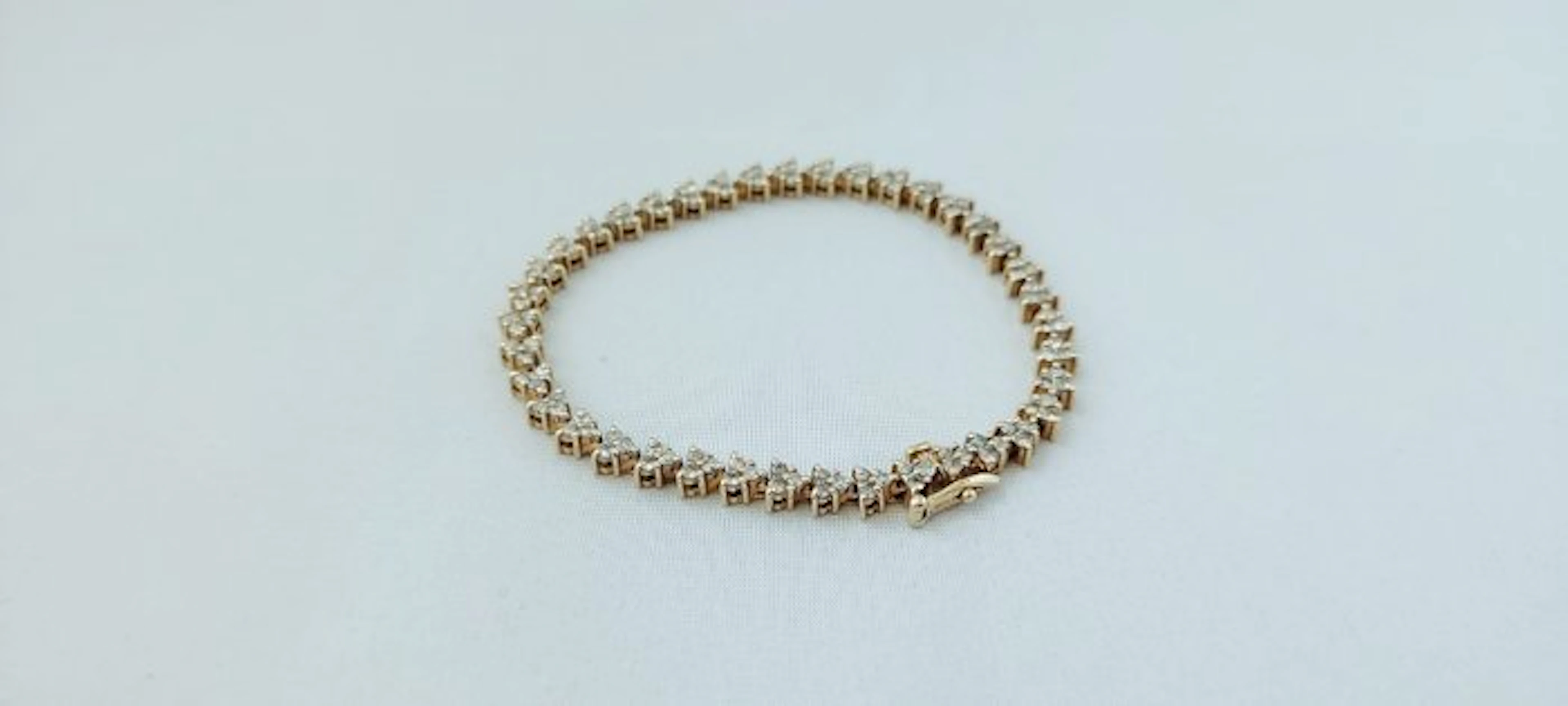 No reserve price - Bracelet - 14 kt. Yellow gold - with 117 small diamonds