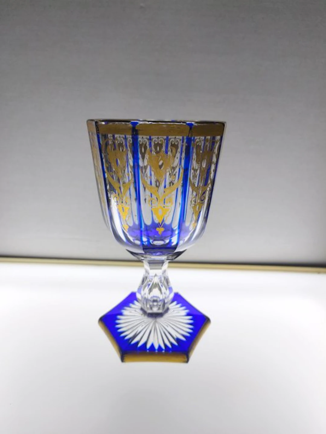 Baccarat - Wine glass - Grand Empire glass, Cobalt - Crystal