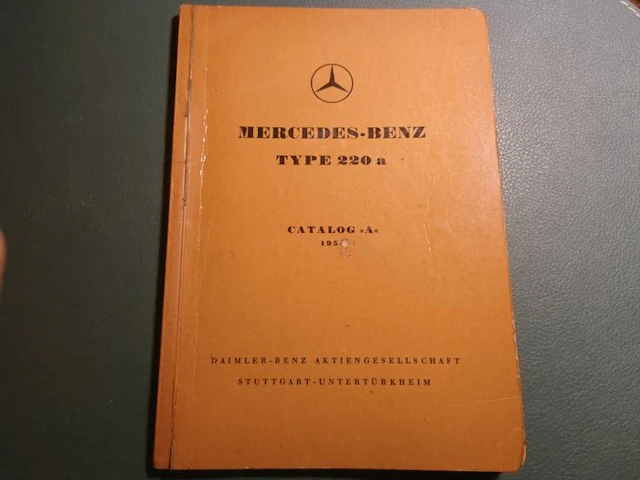Book - Mercedes-Benz - TYPE 220a - 1954