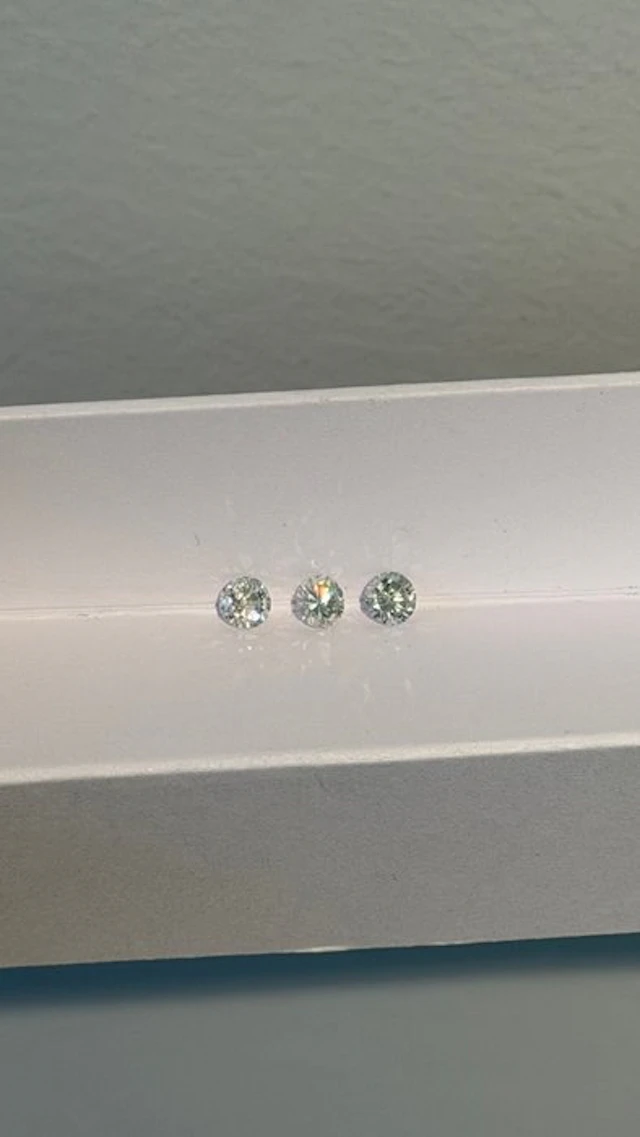 3 pcs Diamond (Natural) - 1.09 ct - Round - D (colourless)