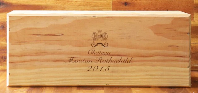 2015 Chateau Mouton Rothschild - Pauillac 1er Grand Cru...