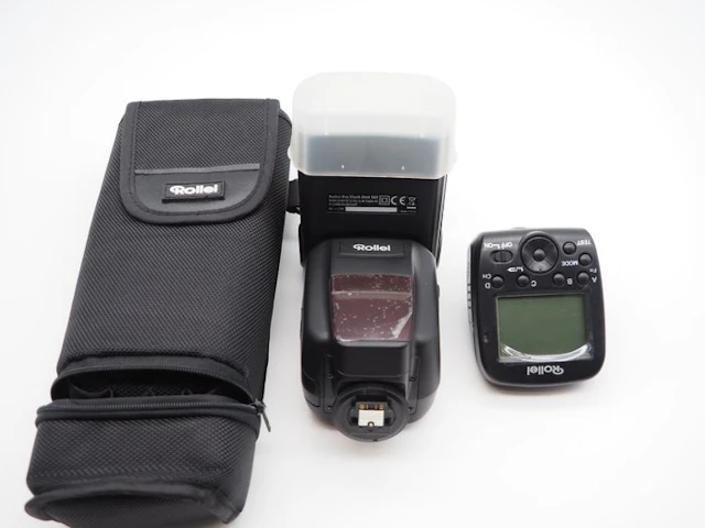 Rollei Blitzgerät 56F flash + Pro Radio Transmitter 2.4G (inclusief