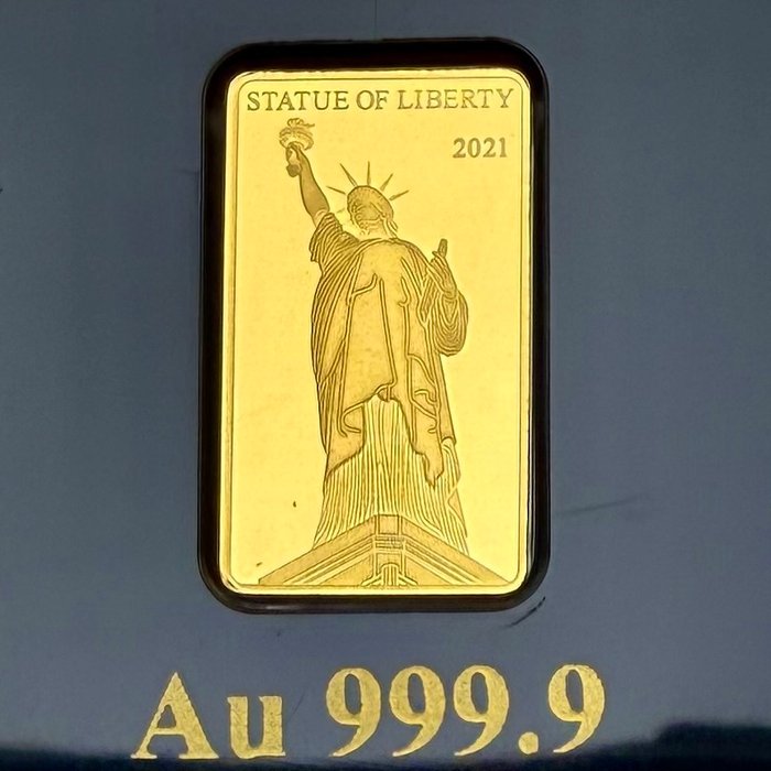 Fiji. 5 Dollars 2021 "Statue of Liberty"