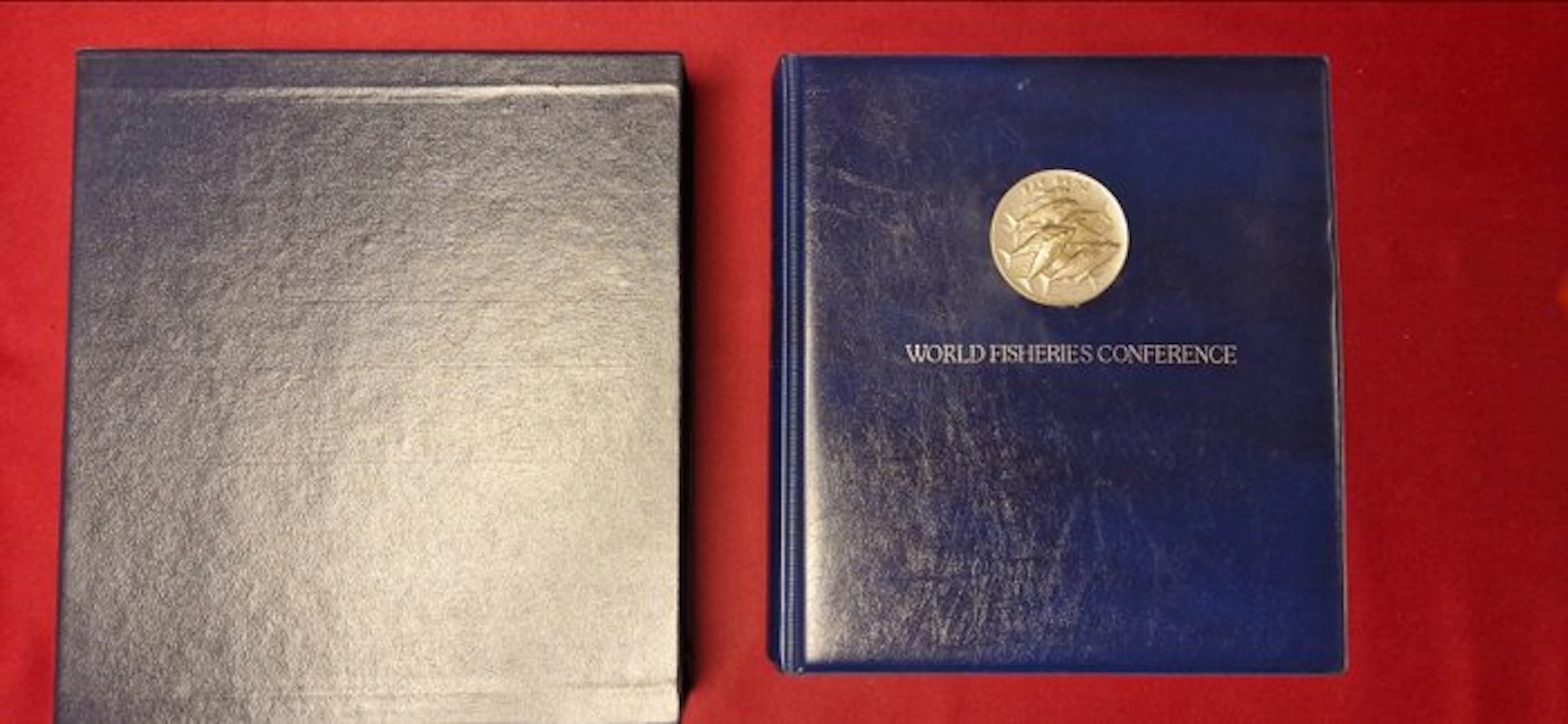 World. 1984, World Fisheries Conference Coin Set (No reserve price)