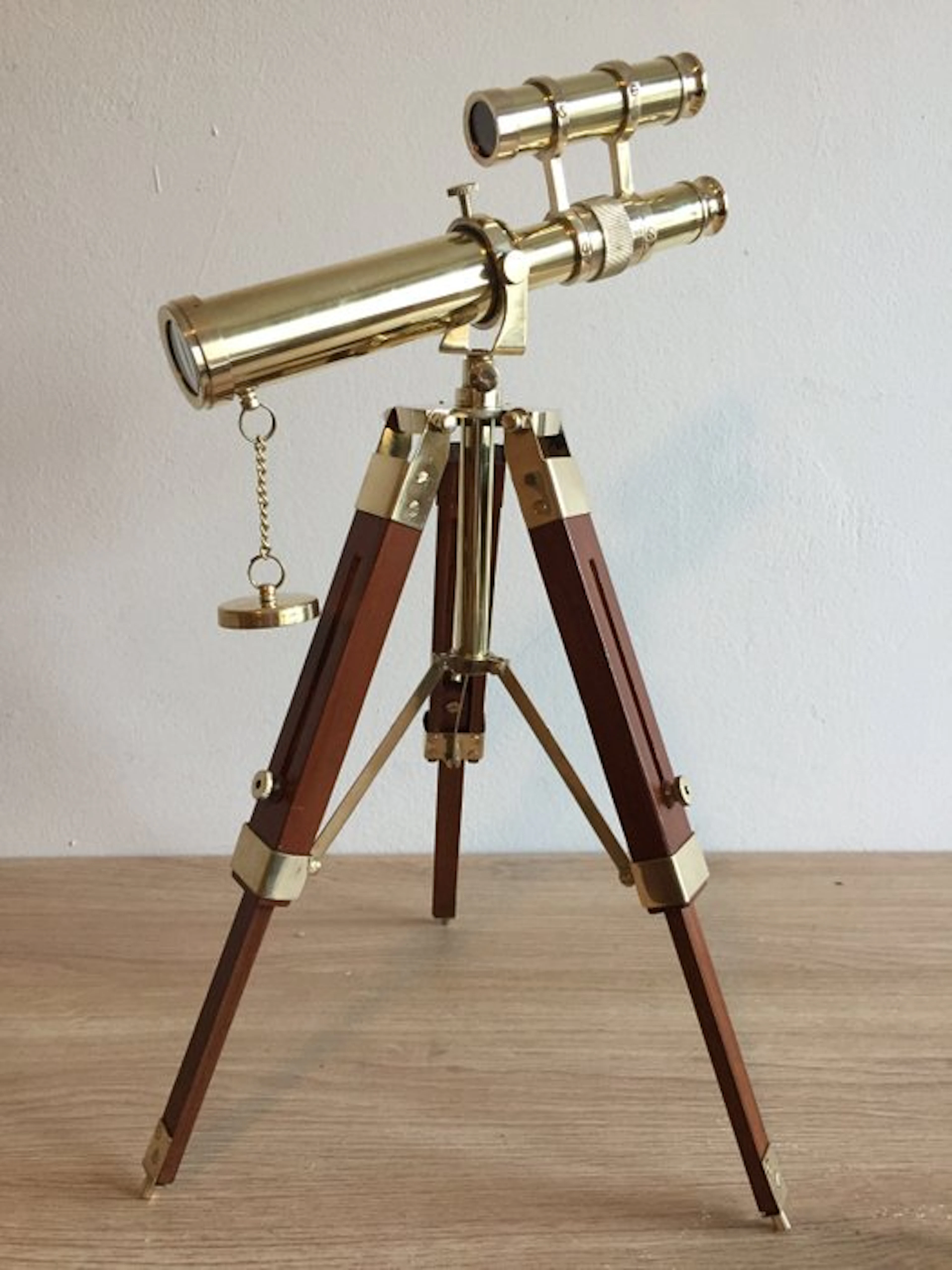 Maritime object - Nautische telescoop op verstelbaar houten statief - Brass