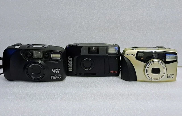 Pentax Espio 738 + Pentax Espio 105G + Ricoh YF-10 Analogue compact camera