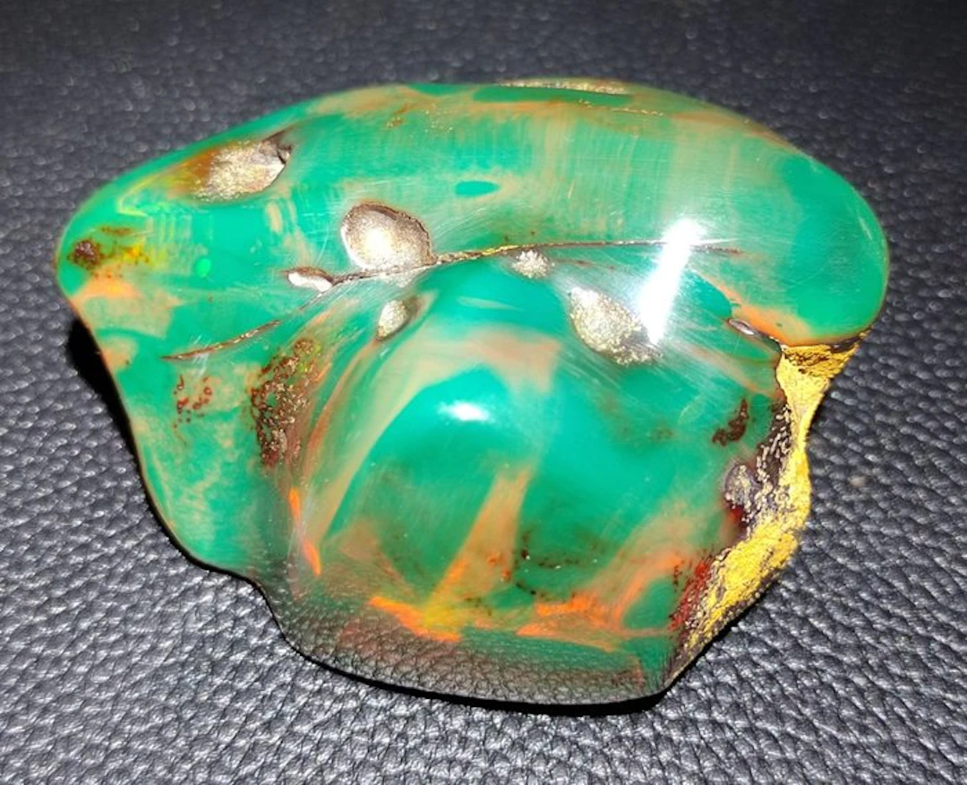 Dominican Amber!! AAA quality- 68.52 g