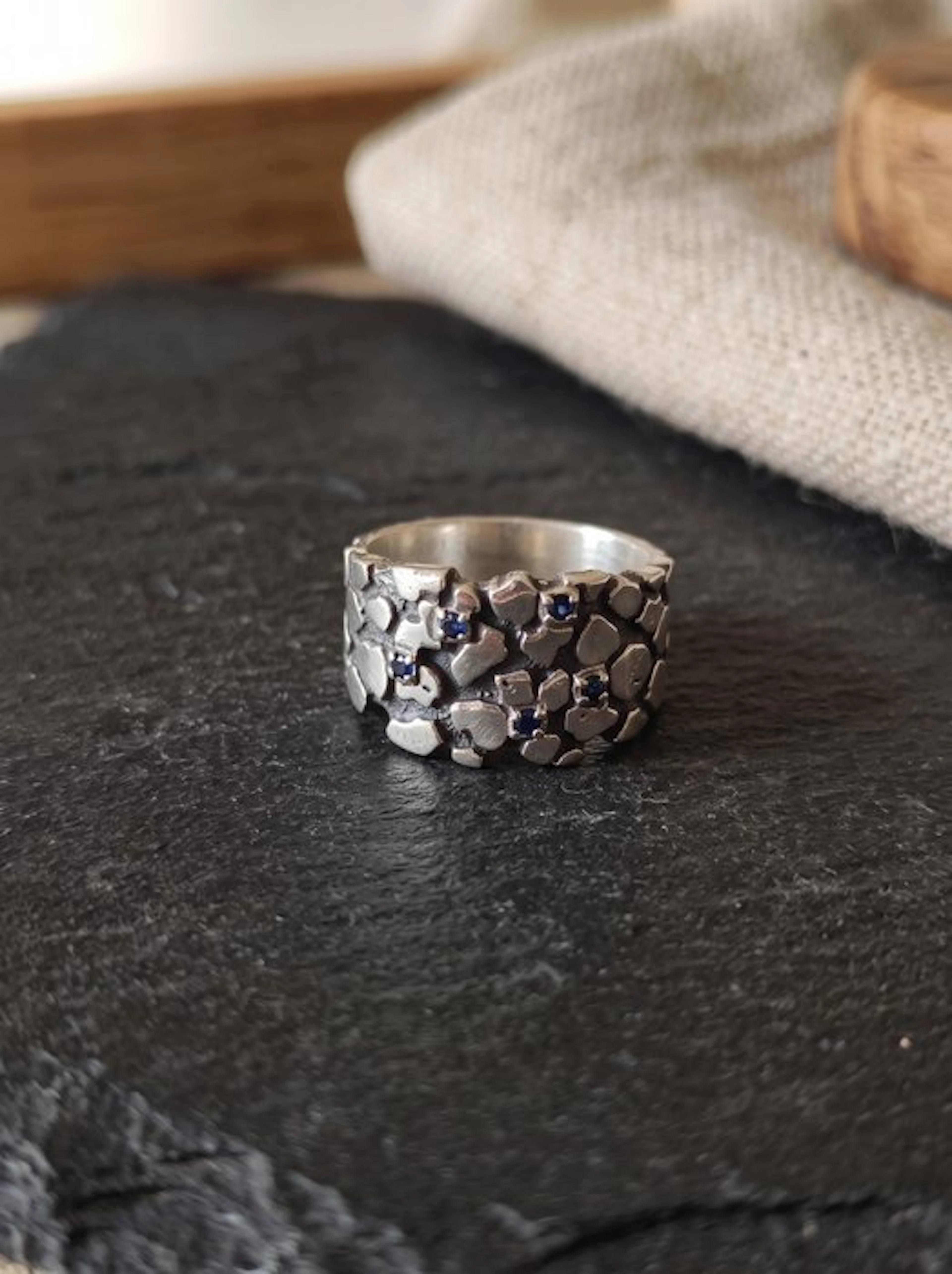 No reserve price - Ring Silver - 0.05ct. tw. Sapphire - Handmade in Italy