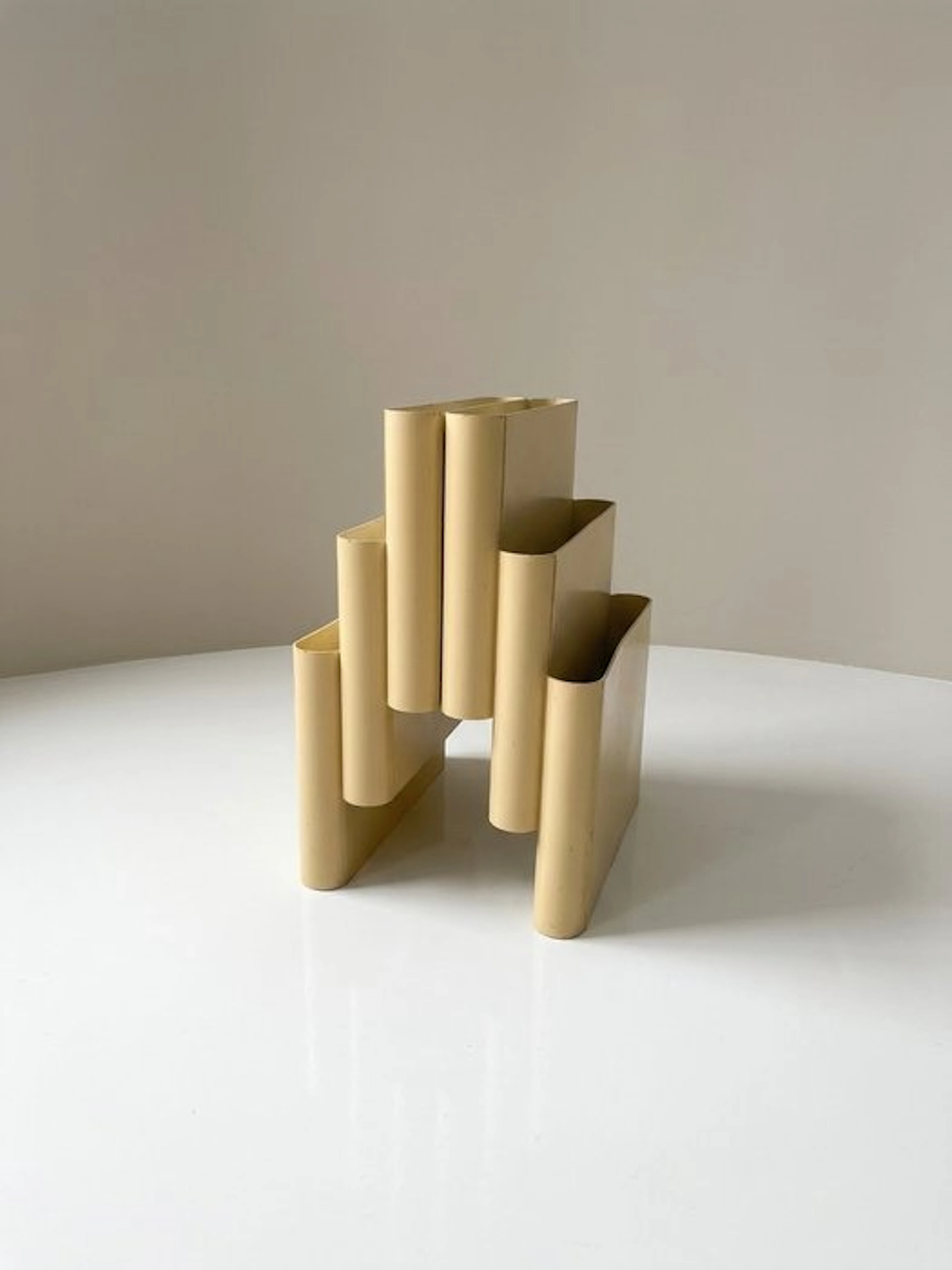 Kartell - Giotto Stoppino - Magazine rack - 4675...