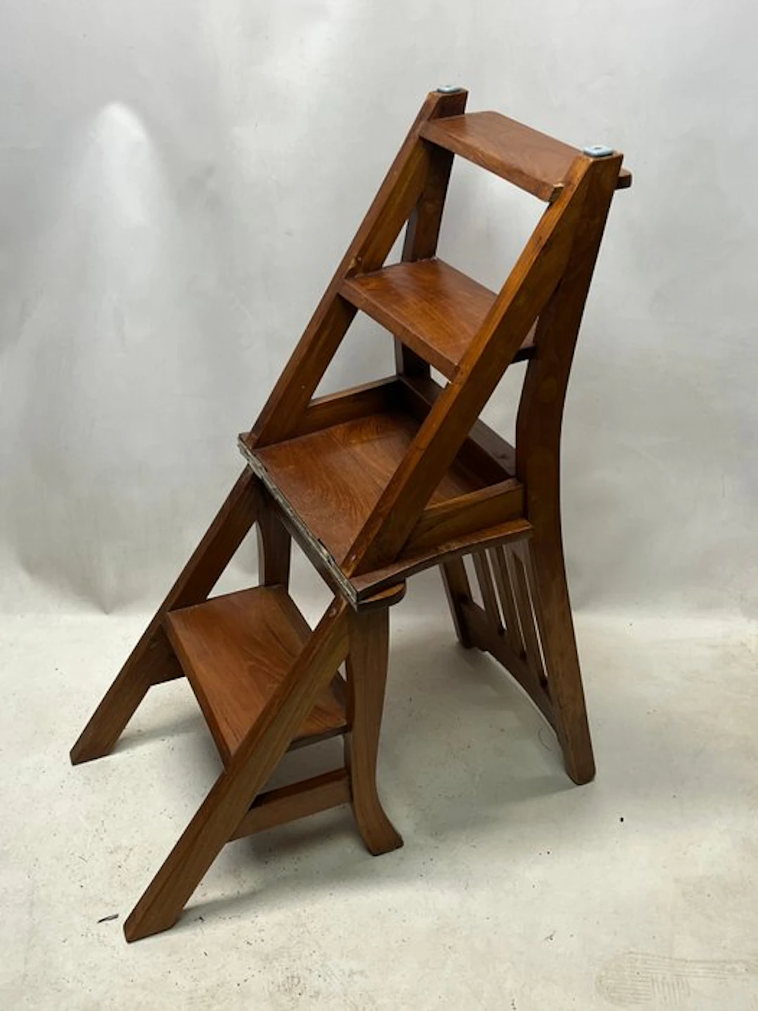Steps - library ladder / chair - Wood - Library ladder chair