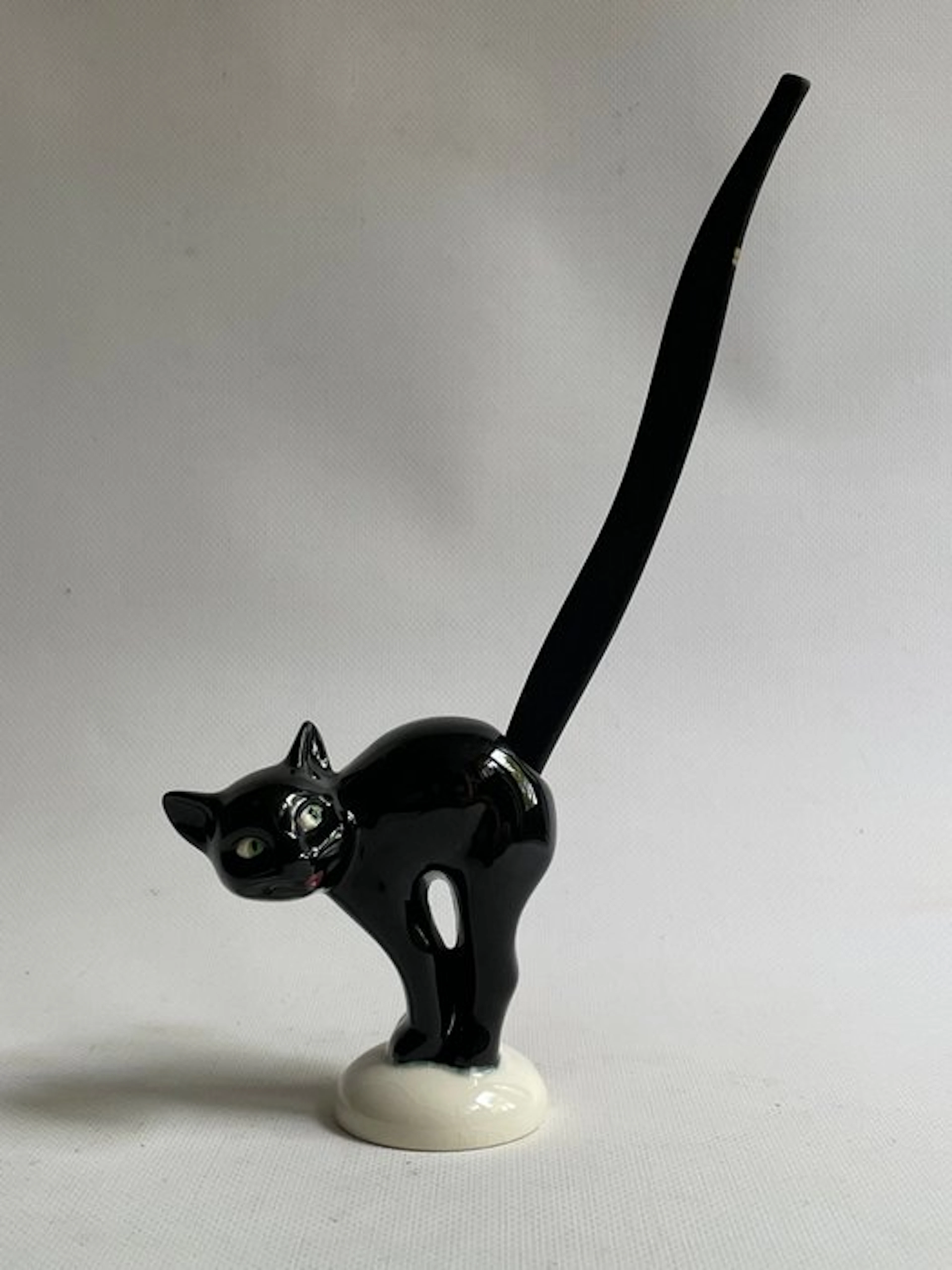 Goebel - Figurine - Preztel Cat - Ceramic, Wood