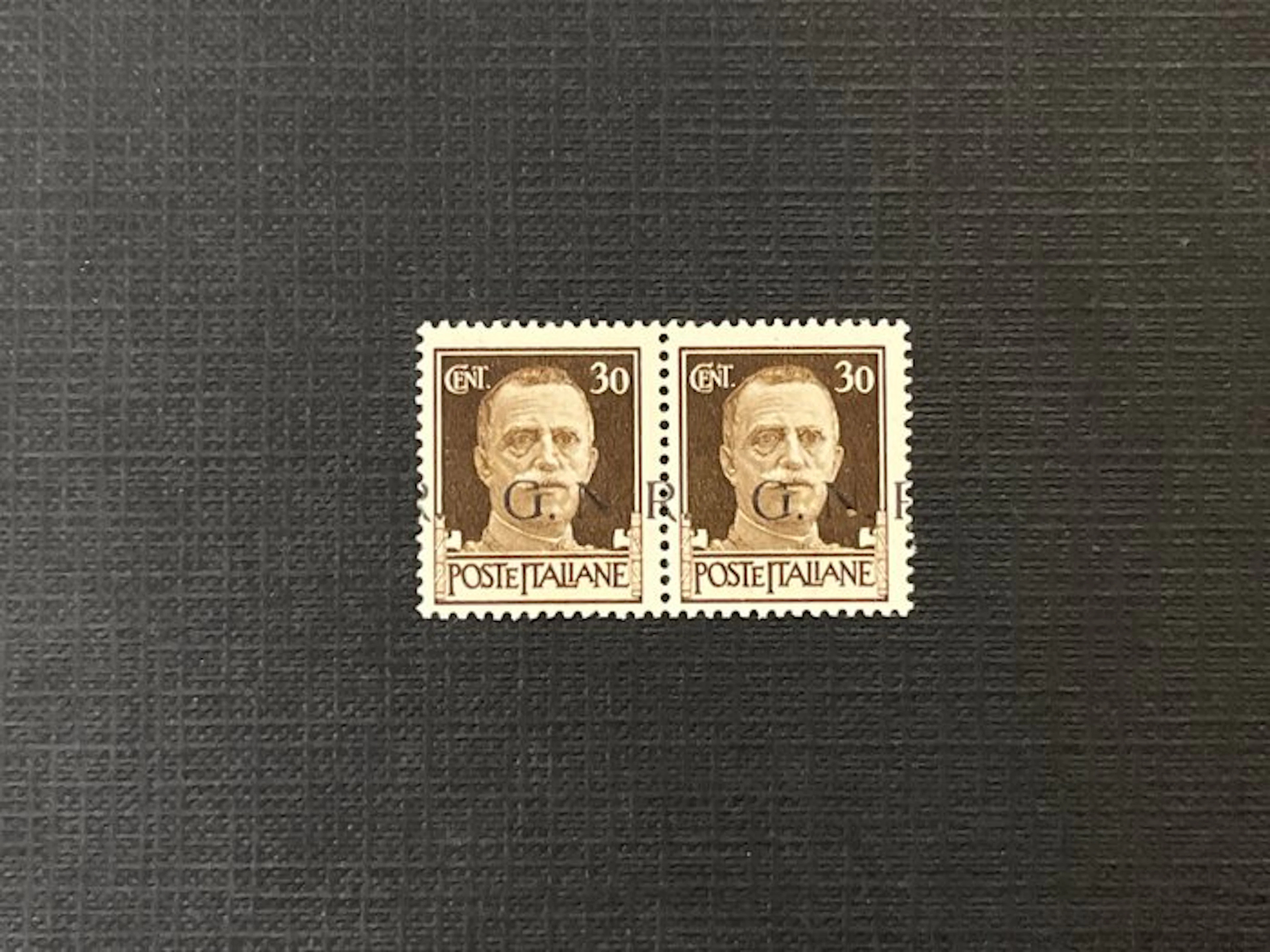 Italy 1944 - RSI 30 Cents GNR pair with overprint strongly shifted to the right