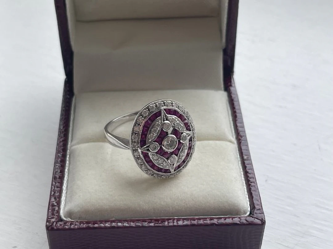 Cocktail ring - 18 kt