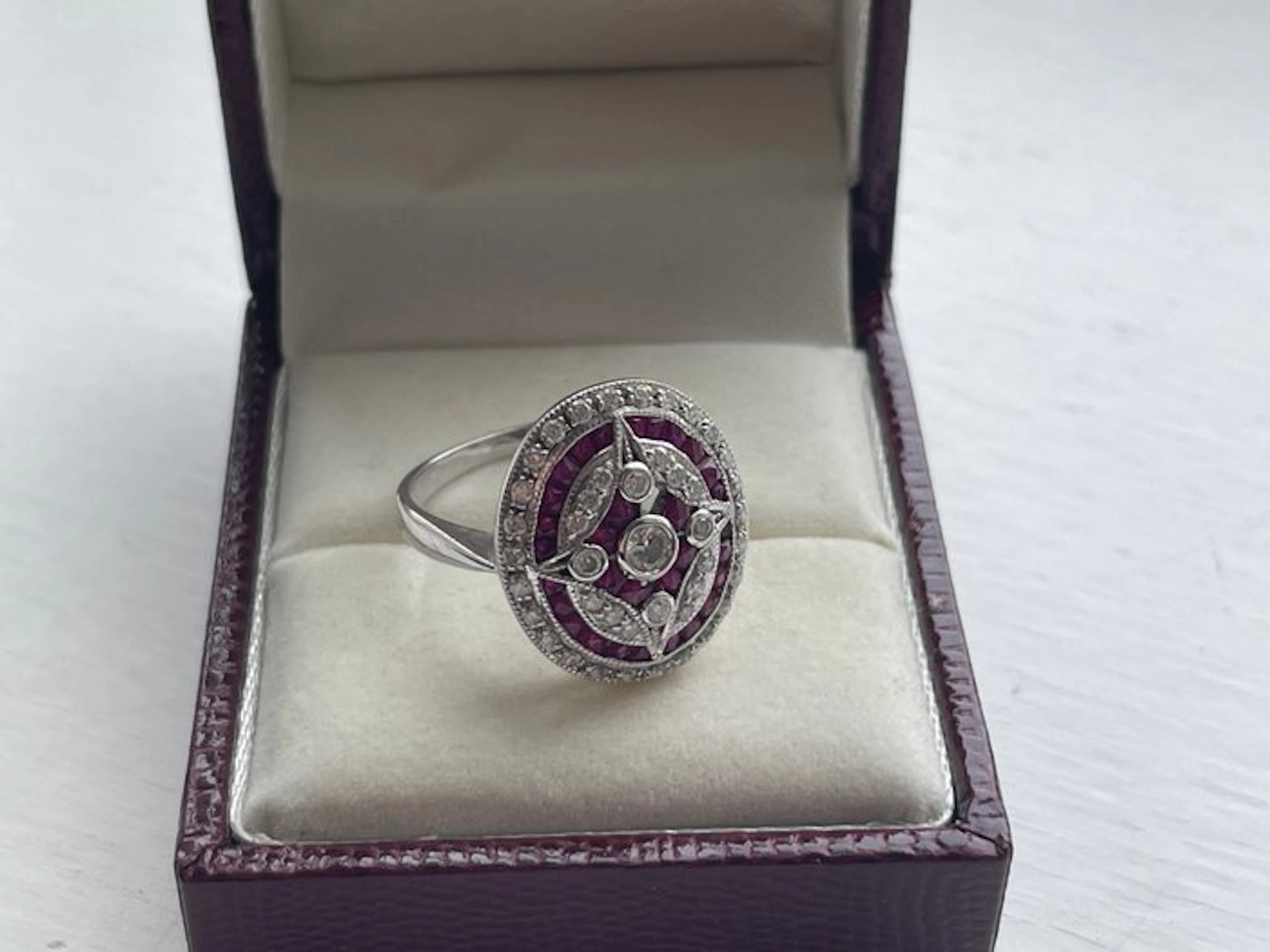 Cocktail ring - 18 kt