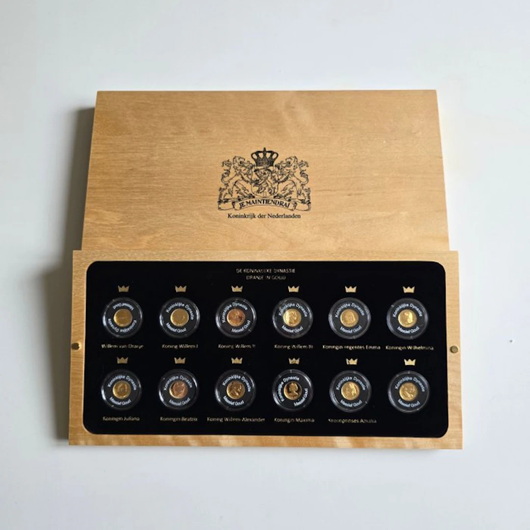 Netherlands. Penningen set "De Koninklijke dynastie Oranje in GOUD"