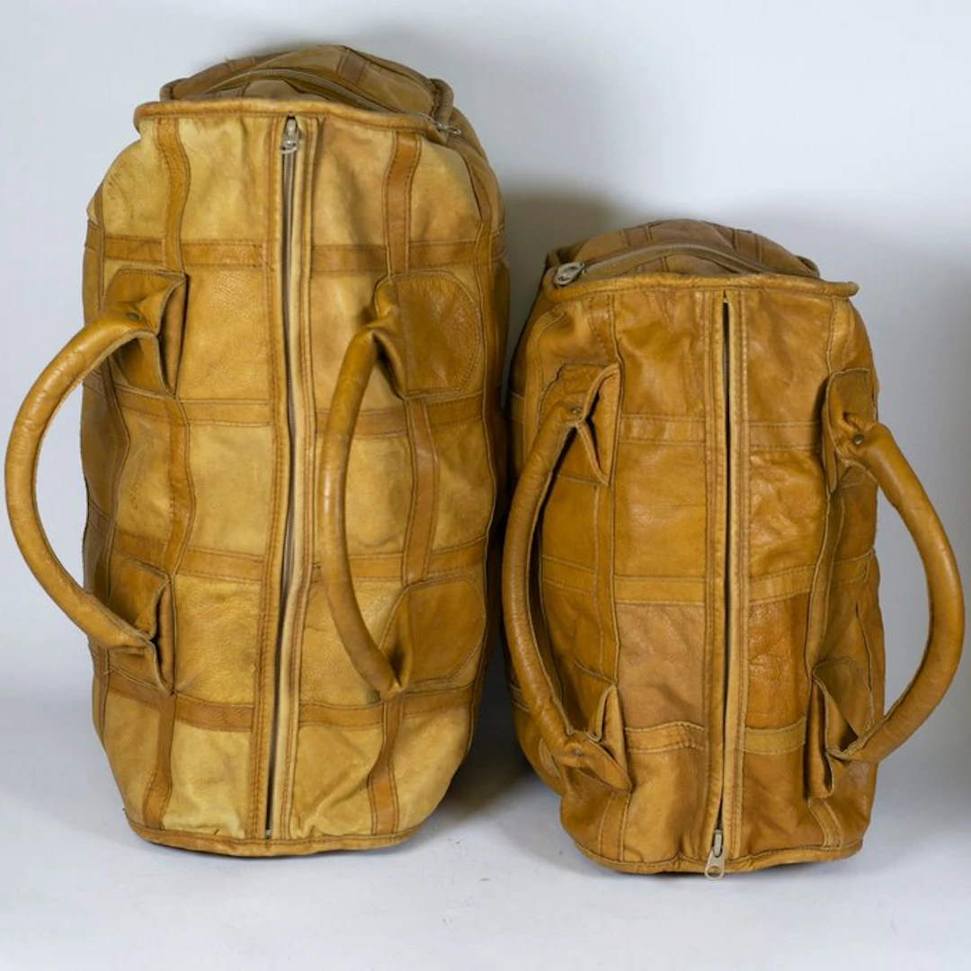 Other brand - Due borse da viaggio in morbida pelle color...