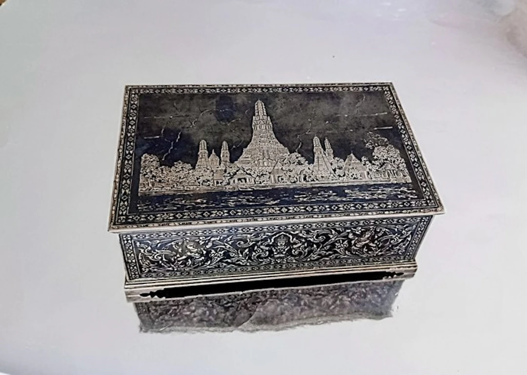 100 Years Old - Siam - Box - .925 silver, Niello - Gilt