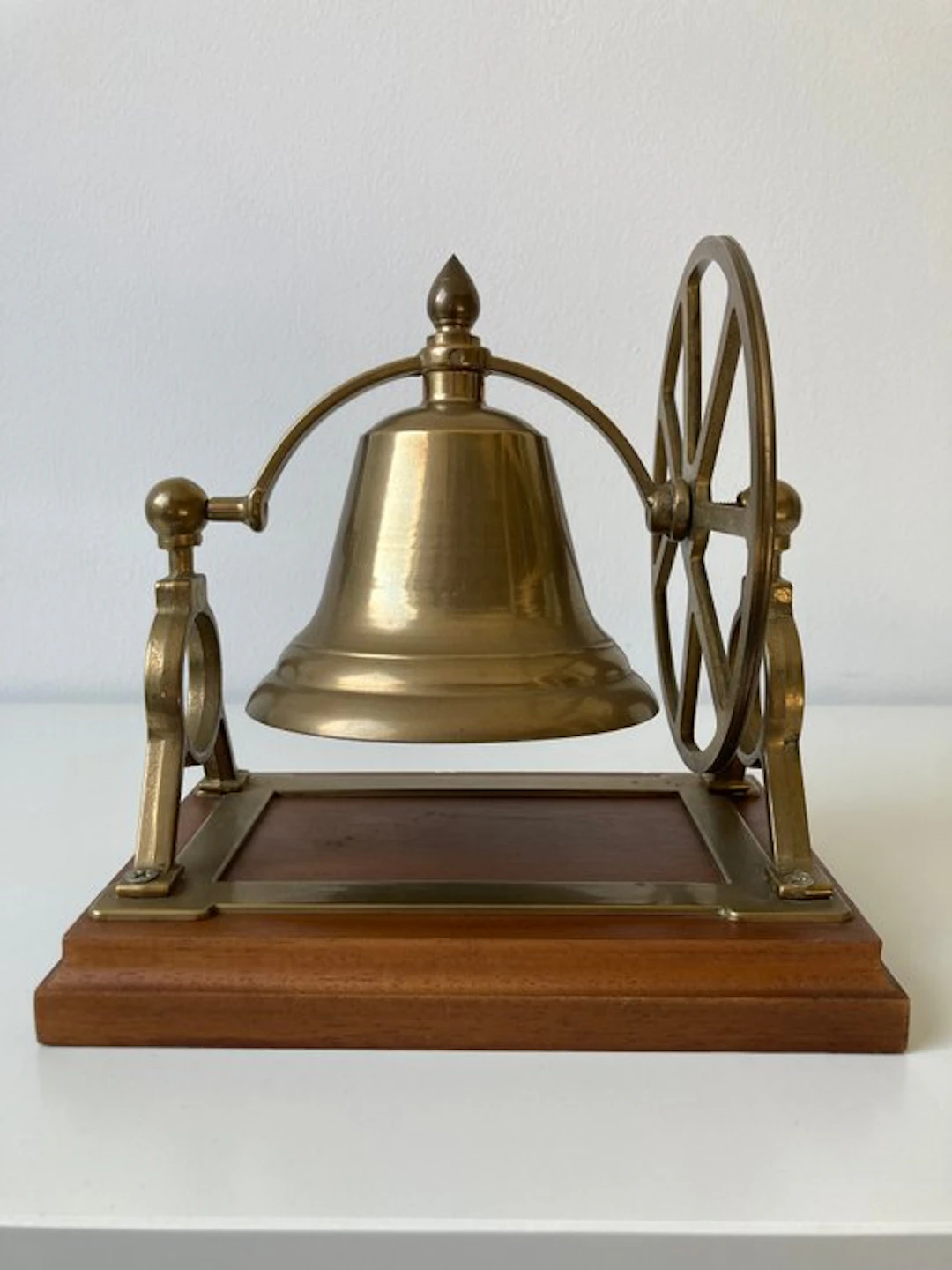 Call bell - Netherlands - Rotatable bell, table bell