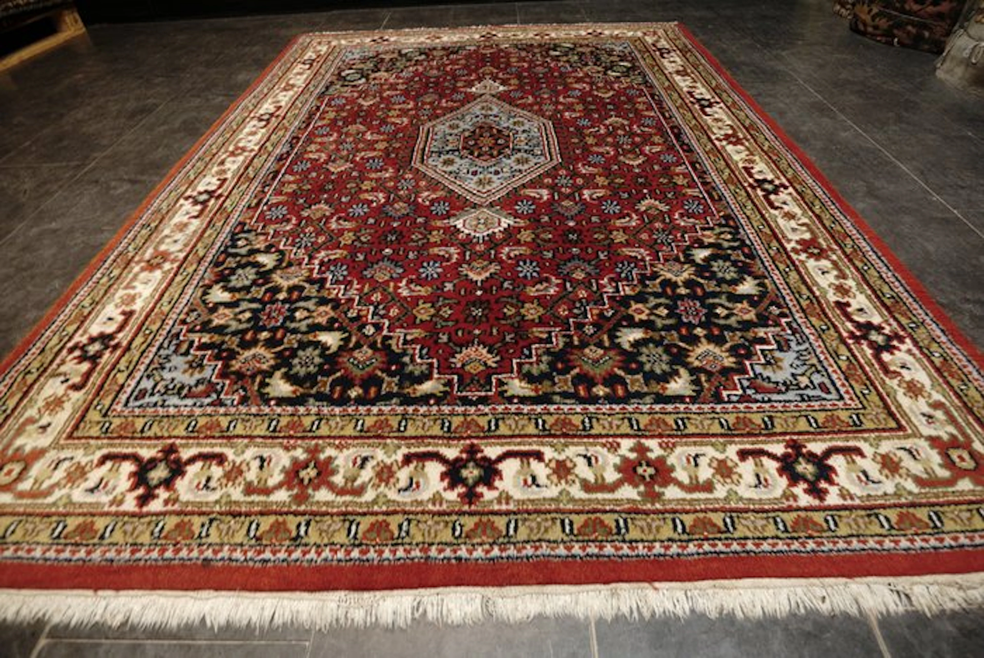Tabriz - Carpet - 245 cm - 176 cm