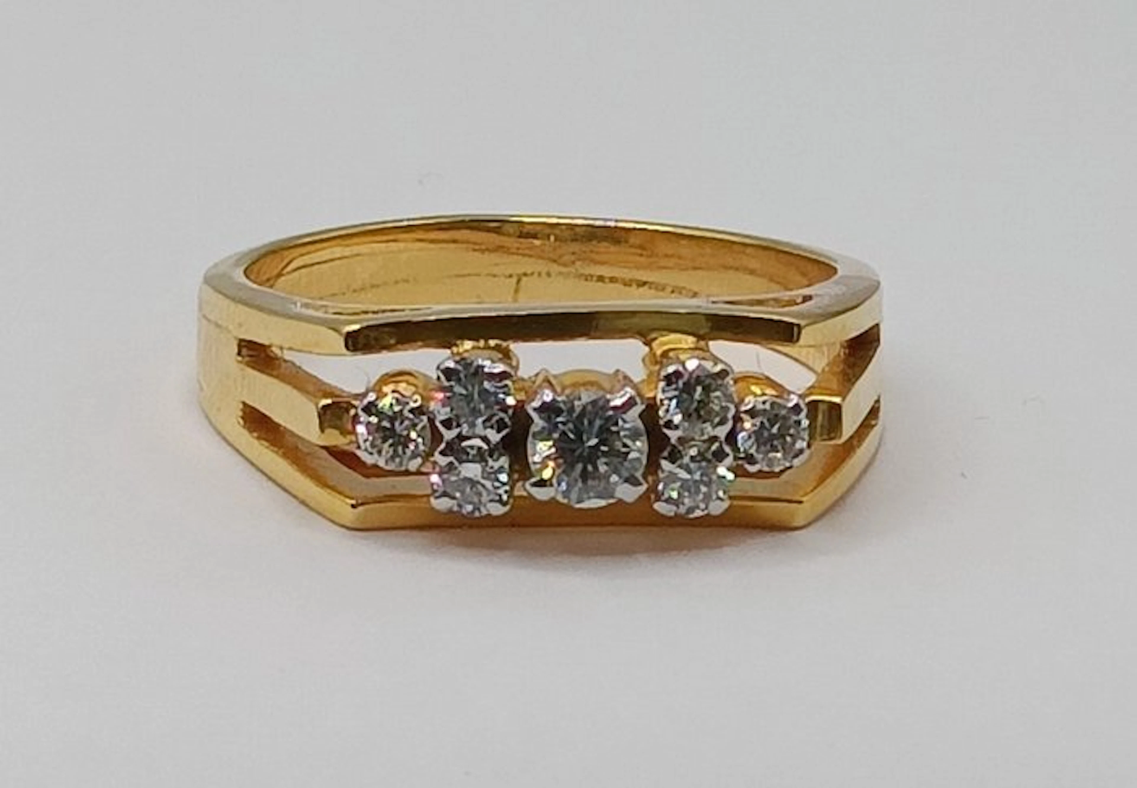 Ring - 21 kt. Yellow gold - 0.30ct. tw. Diamond (Natural) - Elegant Ring