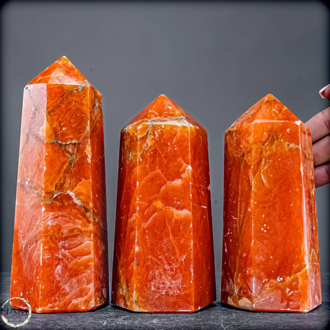 Exclusive sun calcite set from Madagascar – Warm elegance...